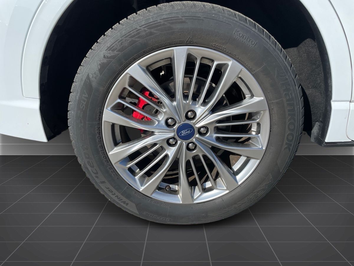 Billede af Ford Kuga 2,5 Plugin-hybrid ST-Line X CVT 243HK 5d Aut.