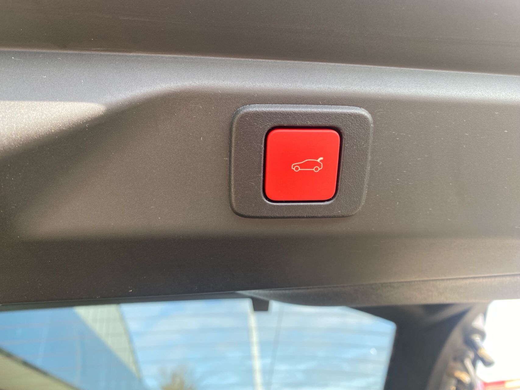 Billede af Peugeot e-3008 EL GT 210HK 5d Aut.