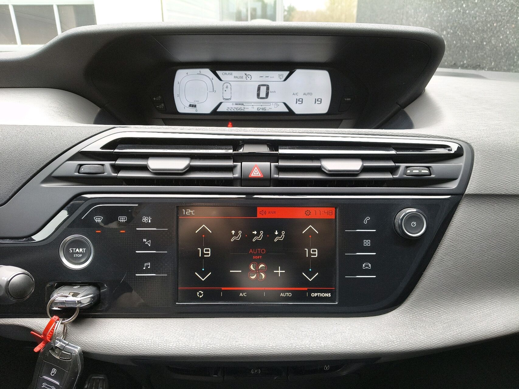 Billede af Citroën C4 SpaceTourer 1,6 Blue HDi Iconic start/stop 120HK