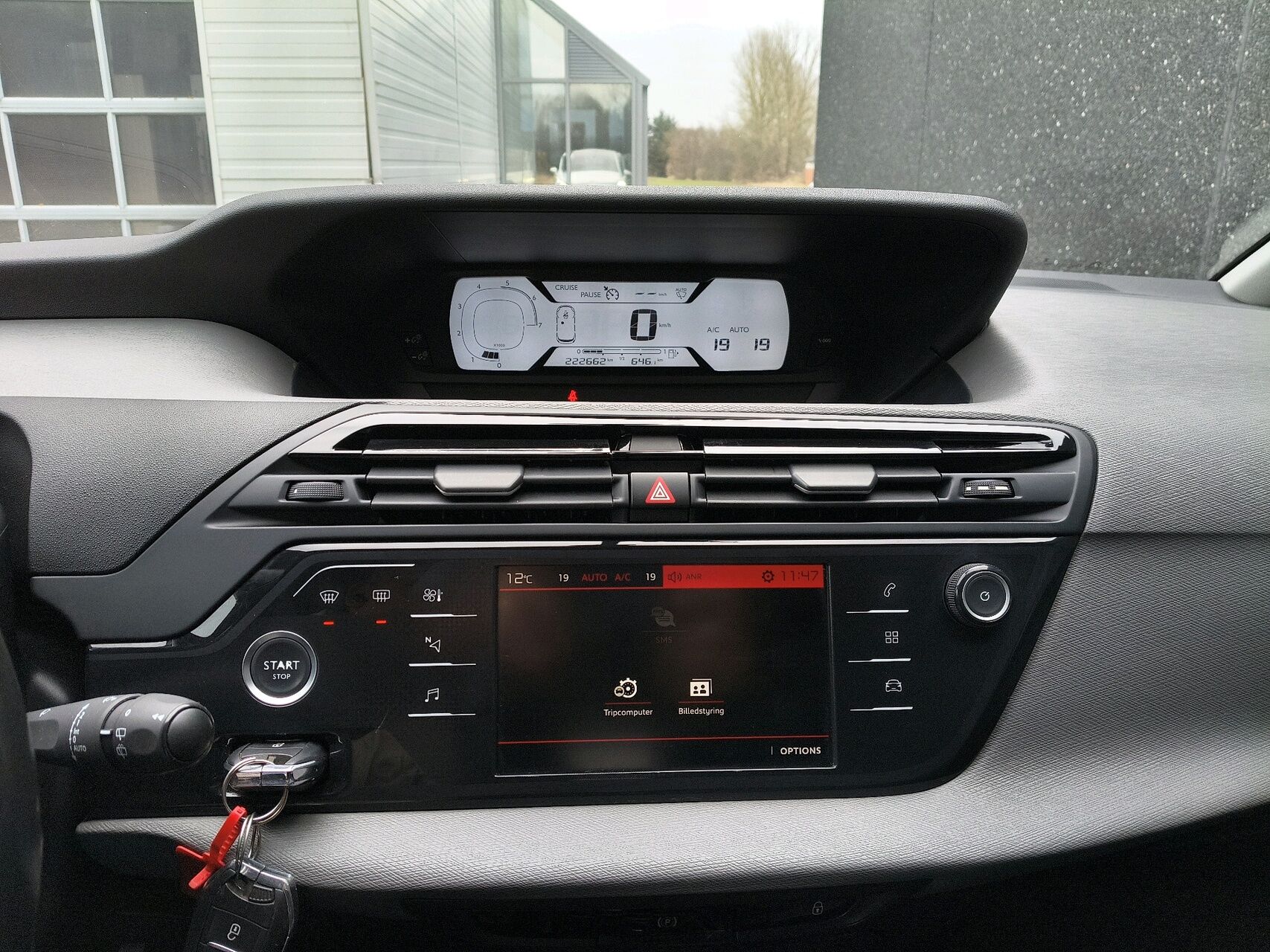 Billede af Citroën C4 SpaceTourer 1,6 Blue HDi Iconic start/stop 120HK