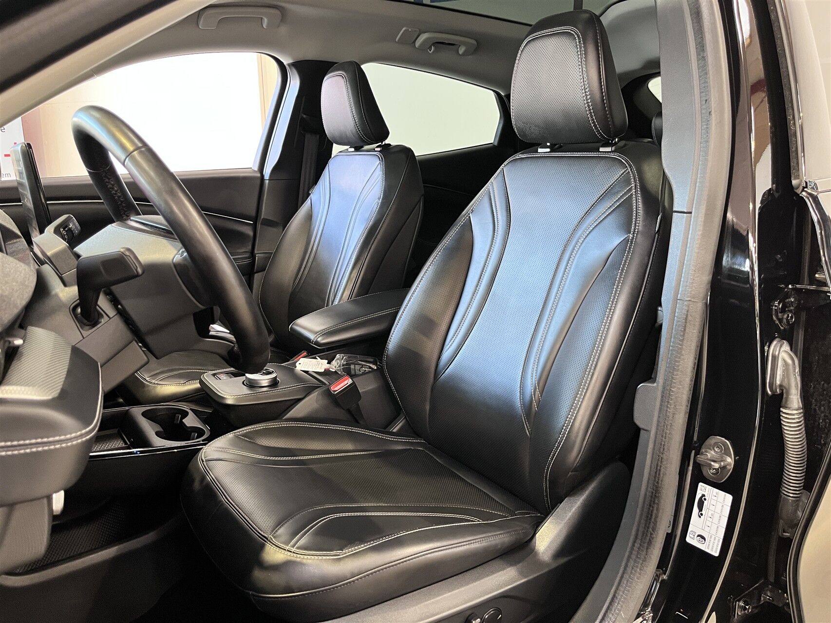 Billede af Ford Mustang Mach-E EL UR Premium 294HK 5d Aut.