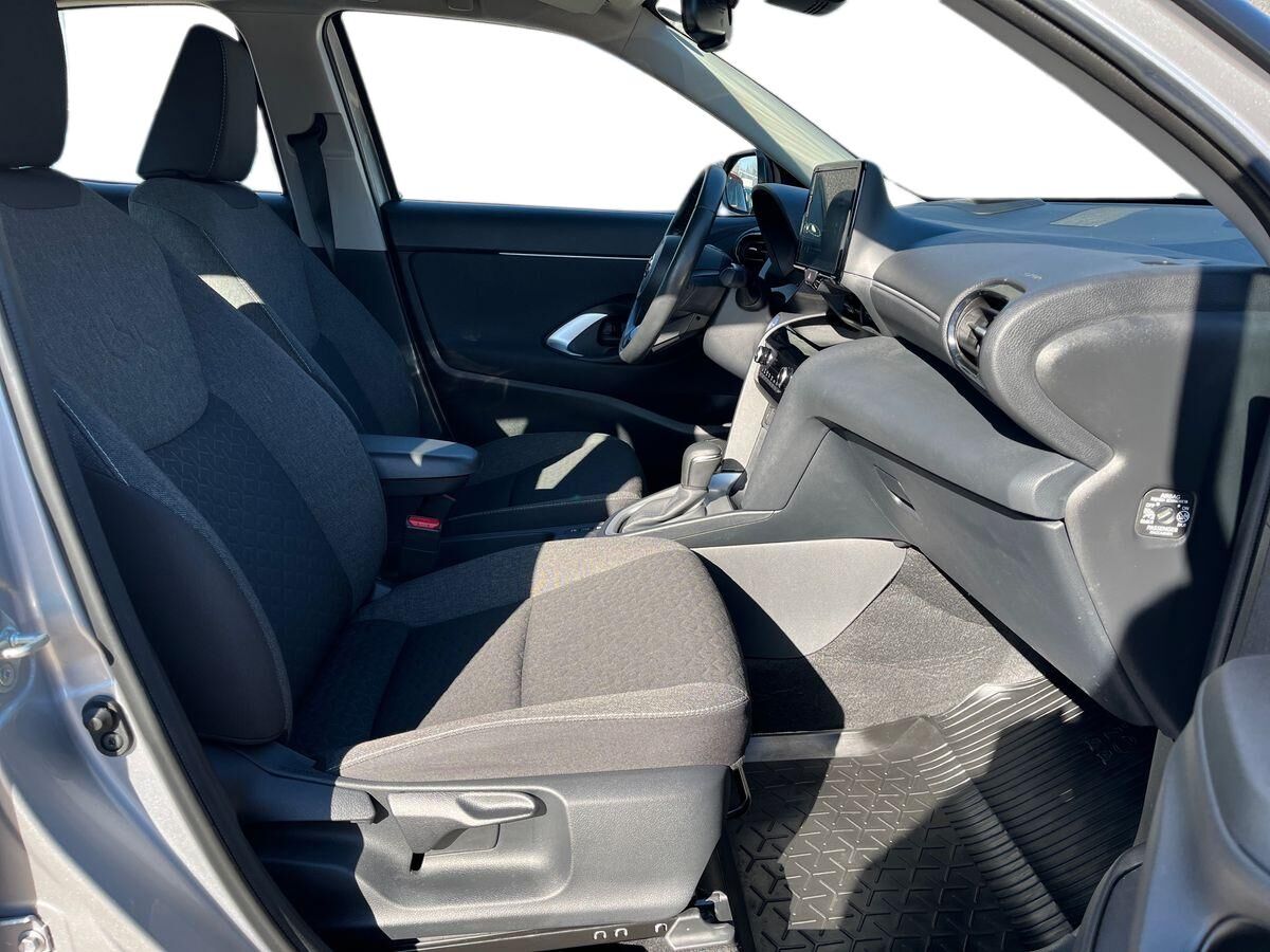 Billede af Toyota Yaris Cross 1,5 Hybrid Active Technology Plus 116HK 5d Trinl. Gear