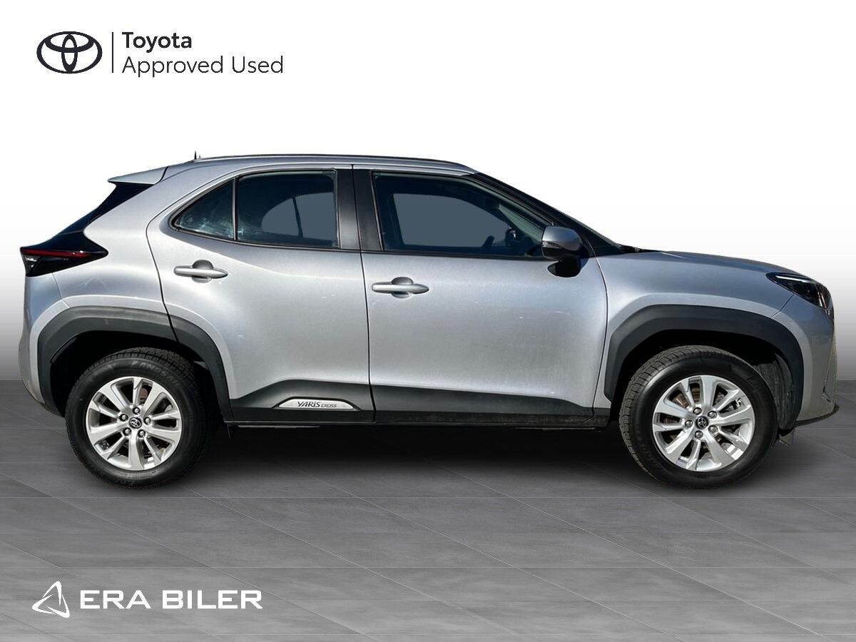 Billede af Toyota Yaris Cross 1,5 Hybrid Active Technology Plus 116HK 5d Trinl. Gear