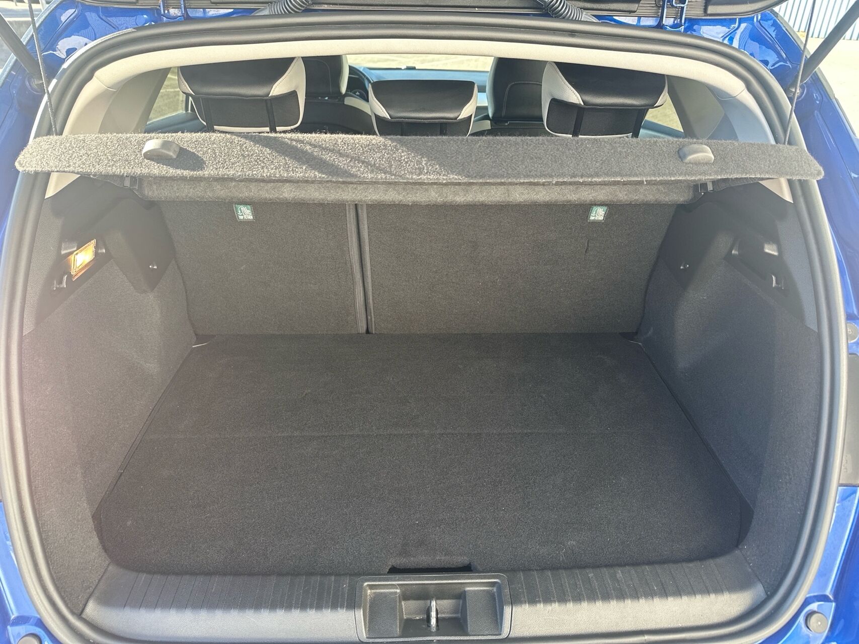 Billede af Renault Captur 1,6 E-TECH  Plugin-hybrid Intens 160HK 5d Aut.