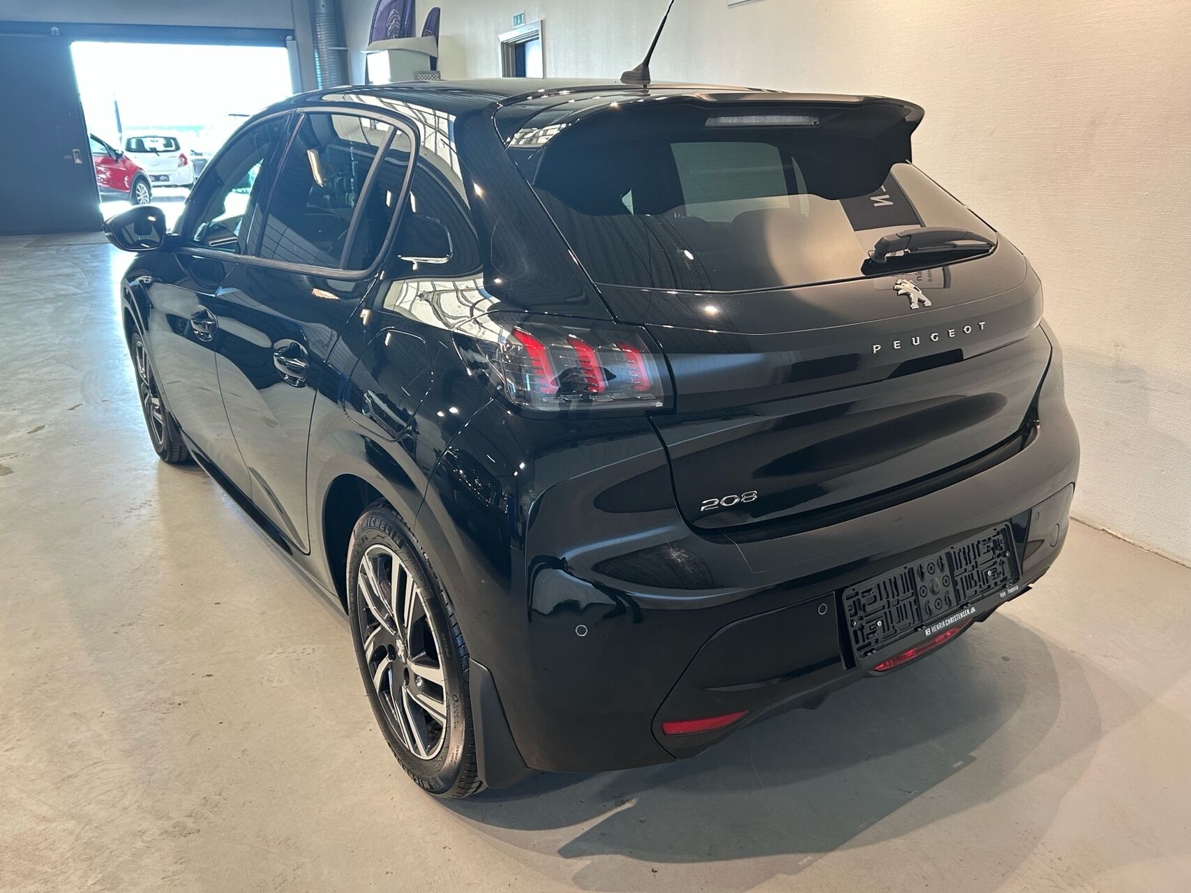 Billede af Peugeot 208 1,2 PureTech Allure EAT8 100HK 5d 8g Aut.