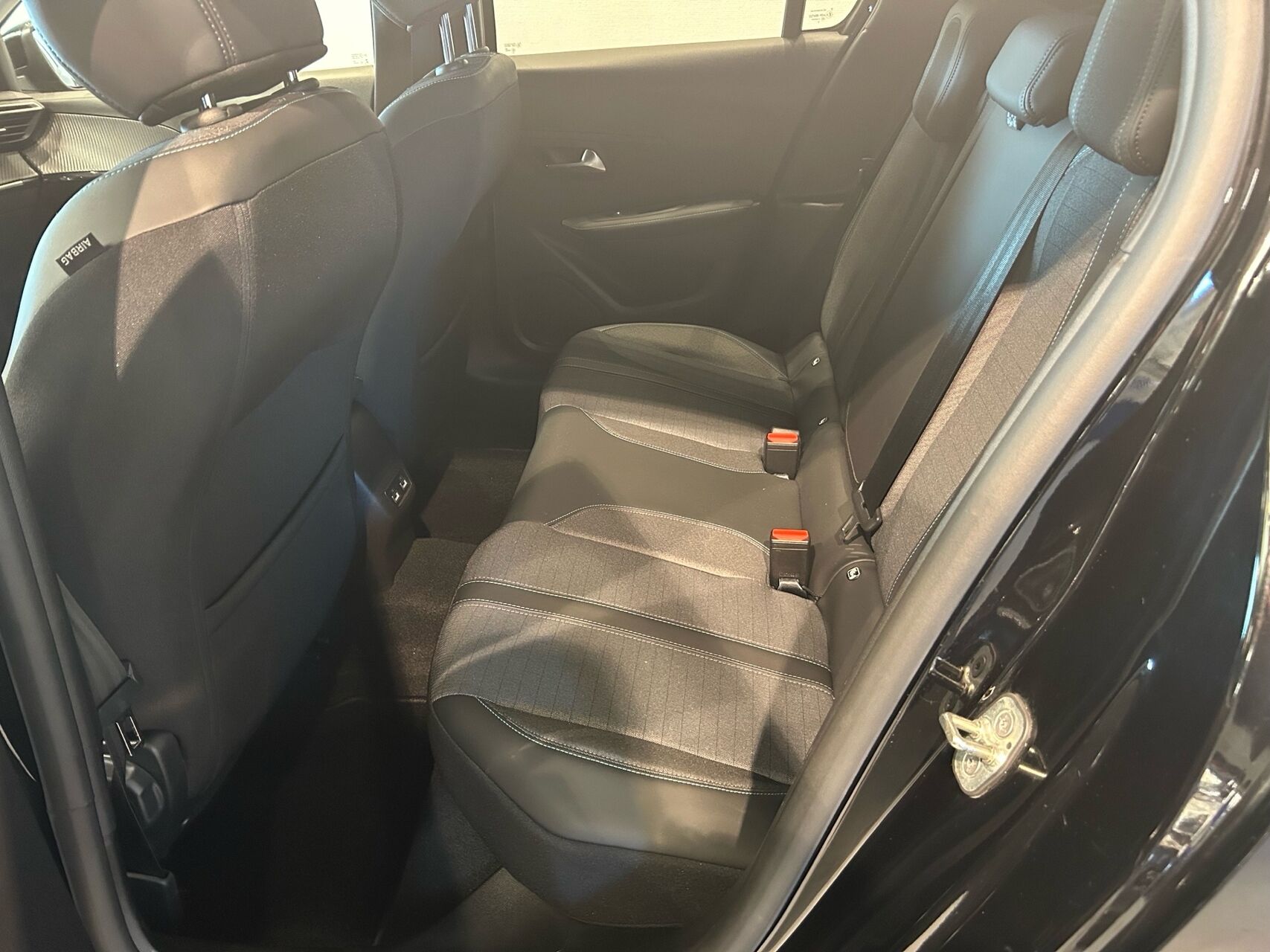 Billede af Peugeot 208 1,2 PureTech Allure EAT8 100HK 5d 8g Aut.