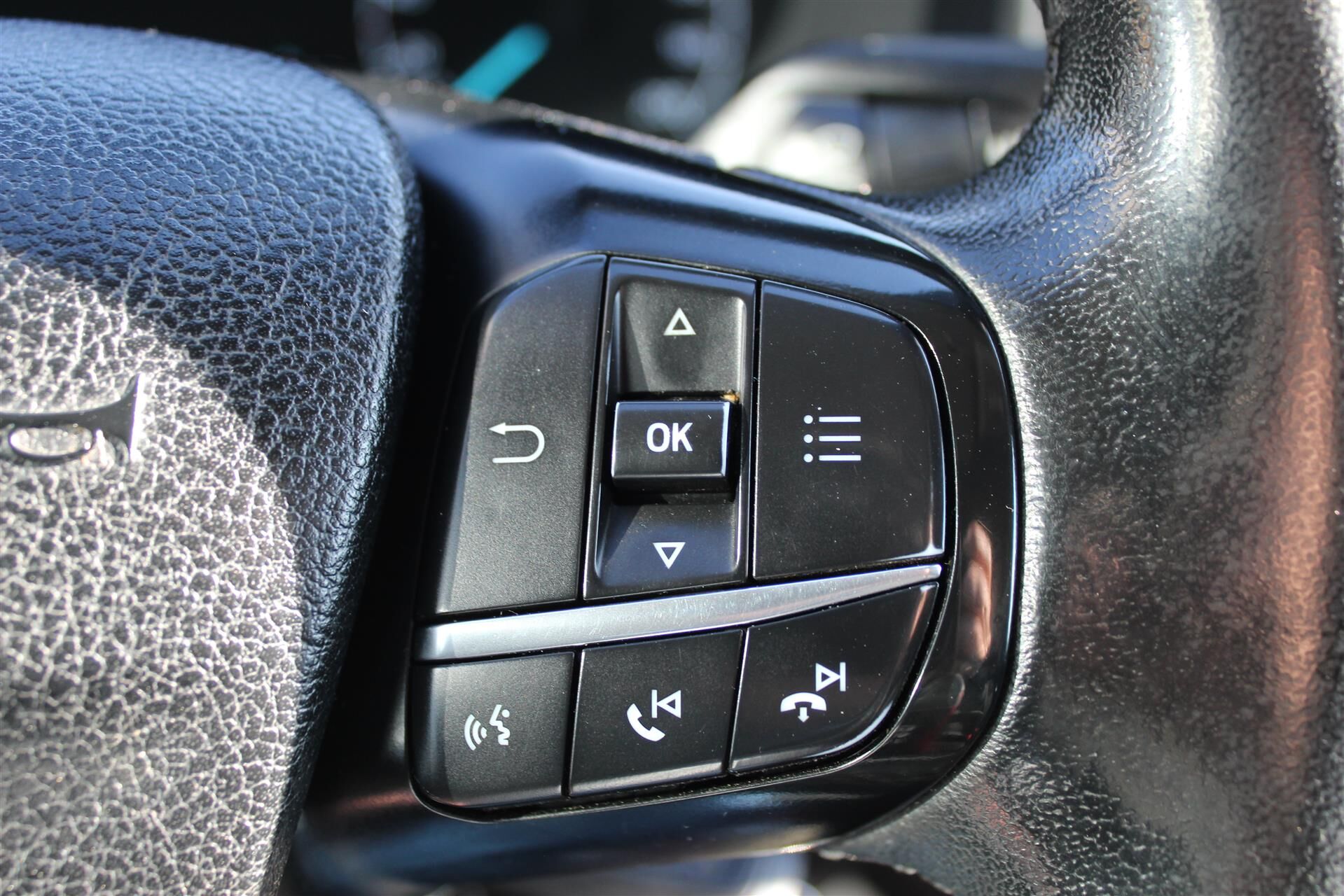 Billede af Ford Transit 350 L3H2 2,0 TDCi Trend 185HK Van 6g Aut.