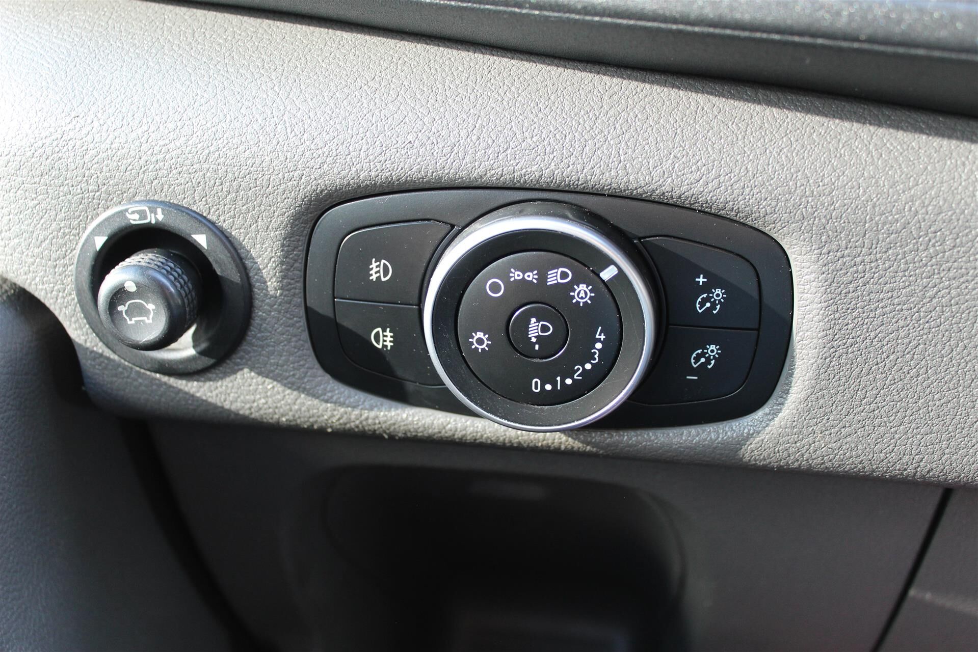 Billede af Ford Transit 350 L3H2 2,0 TDCi Trend 185HK Van 6g Aut.