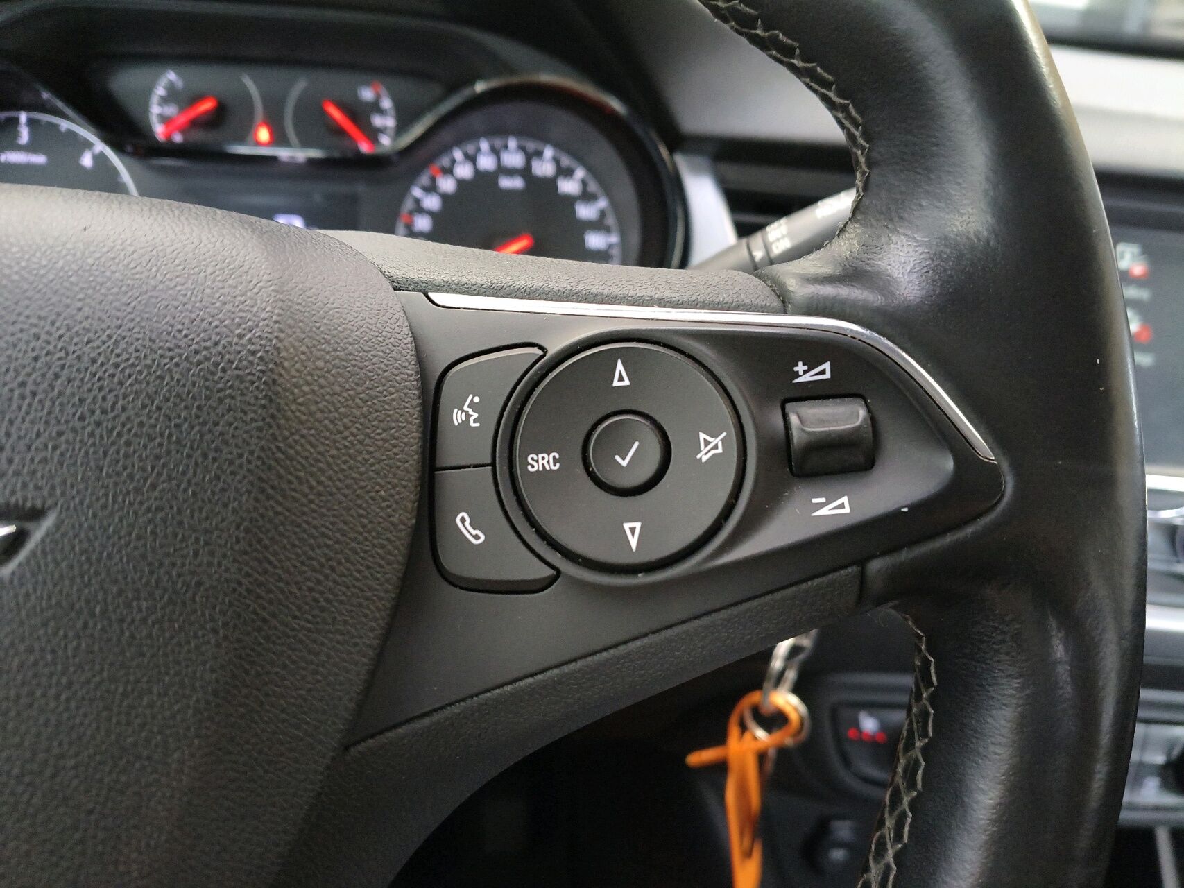 Billede af Opel Crossland X 1,6 CDTI Enjoy Start/Stop 99HK 5d