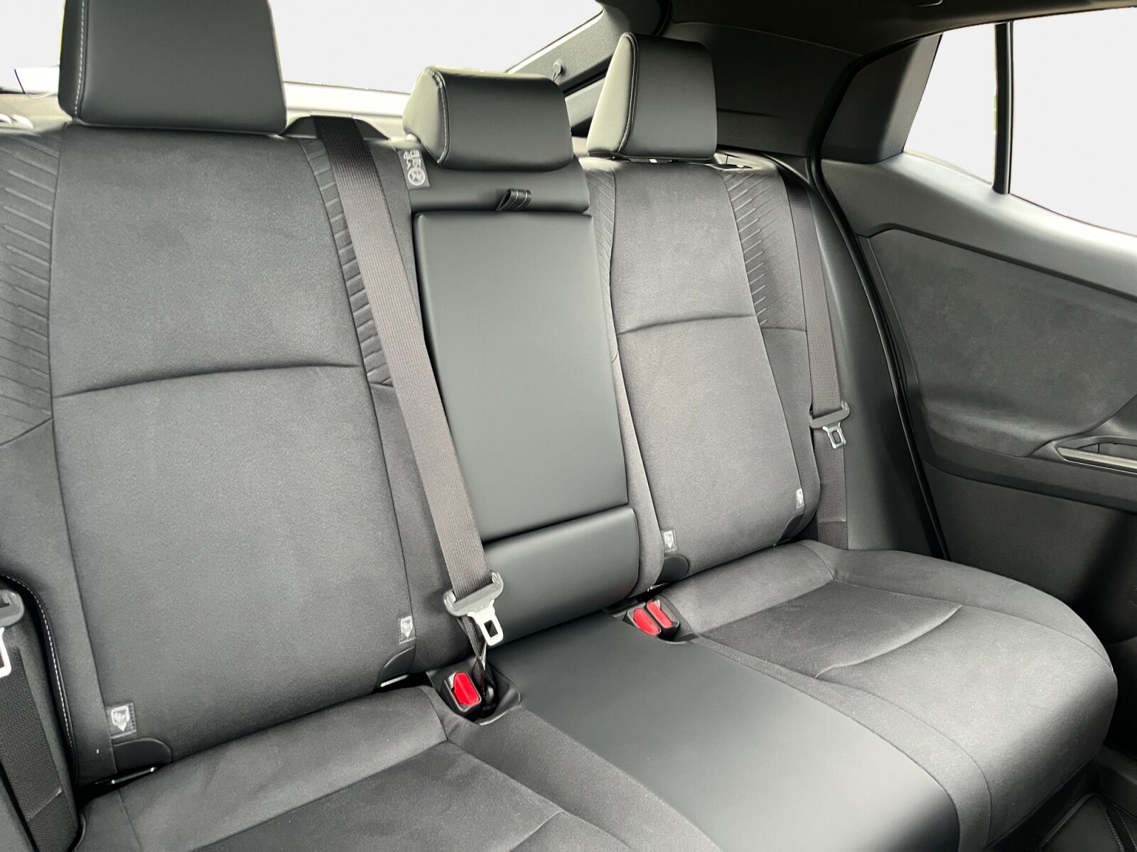 Billede af Toyota C-HR+ EL Executive AWD 343HK 5d Aut.