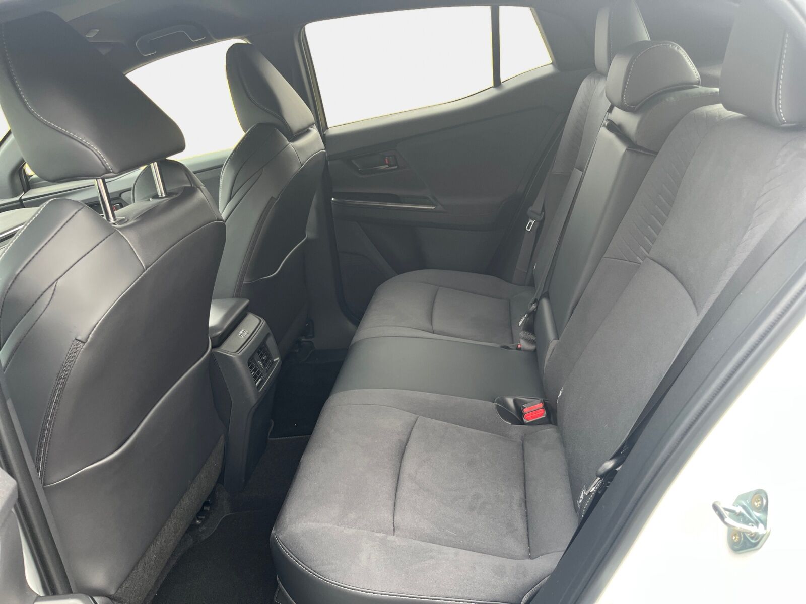 Billede af Toyota C-HR+ EL Executive AWD 343HK 5d Aut.