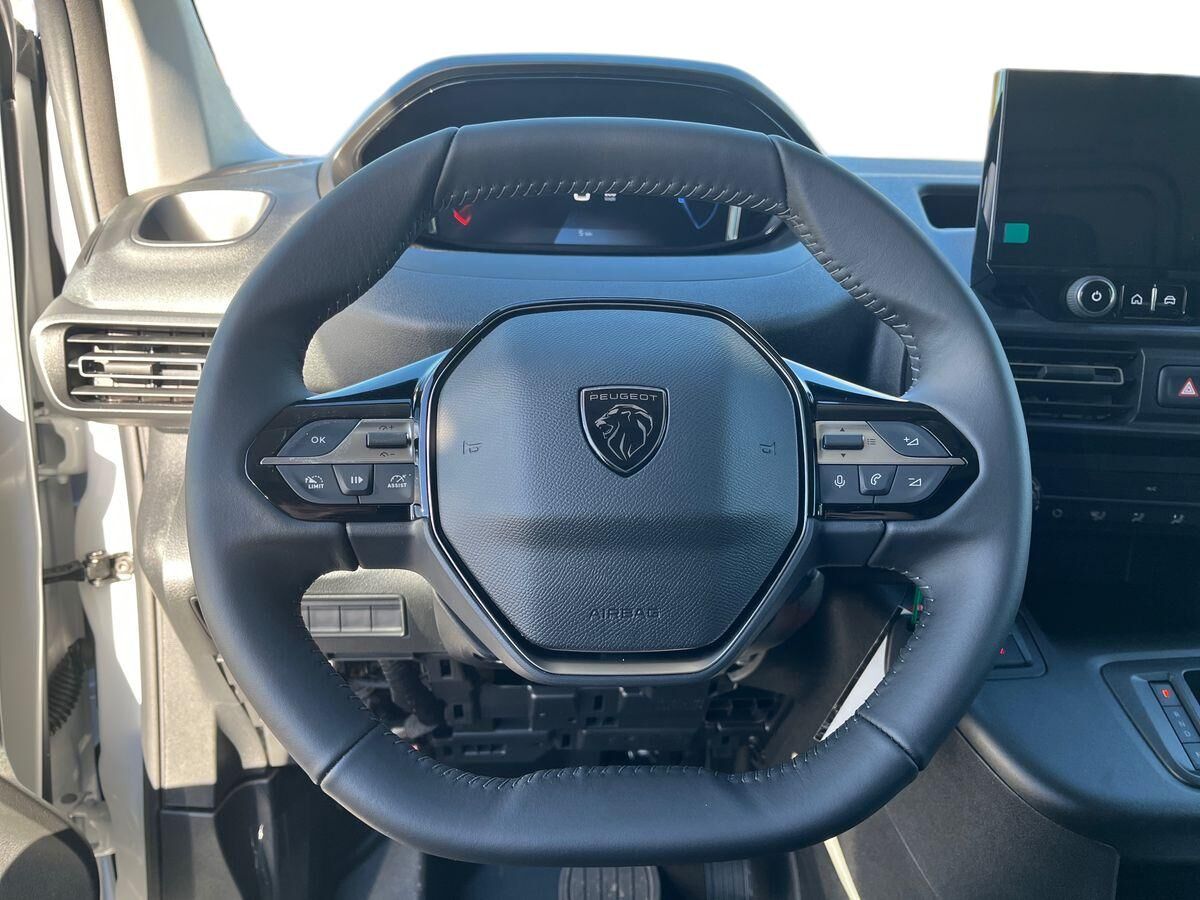 Billede af Peugeot Partner L2 V2 1,5 BlueHDi Plus EAT8 130HK Van 8g Aut.