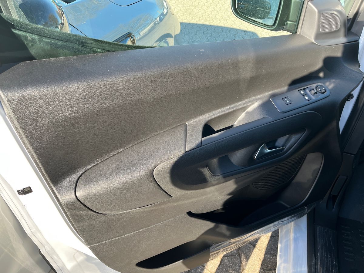 Billede af Peugeot Partner L2 V2 1,5 BlueHDi Plus EAT8 130HK Van 8g Aut.