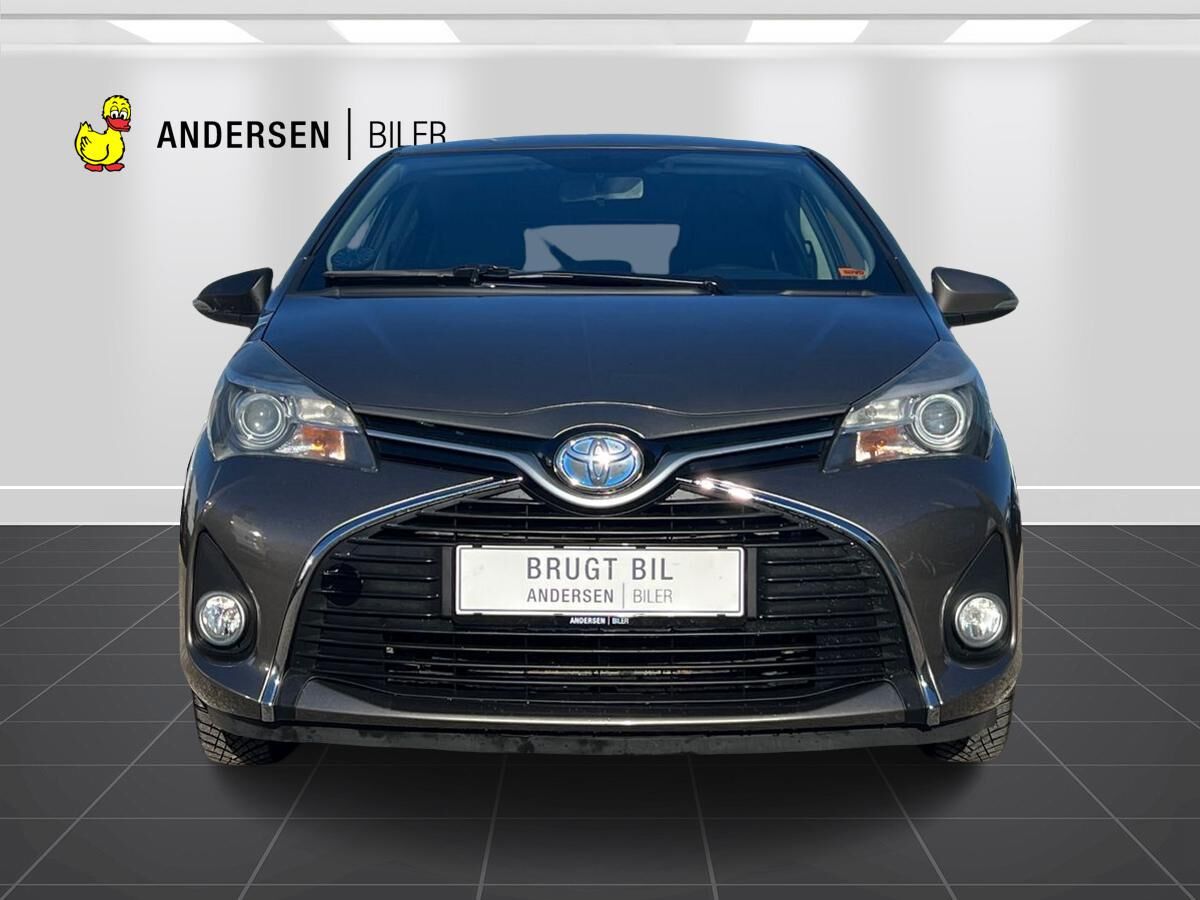 Billede af Toyota Yaris 1,5 Hybrid H2 Premium E-CVT 100HK 5d Trinl. Gear