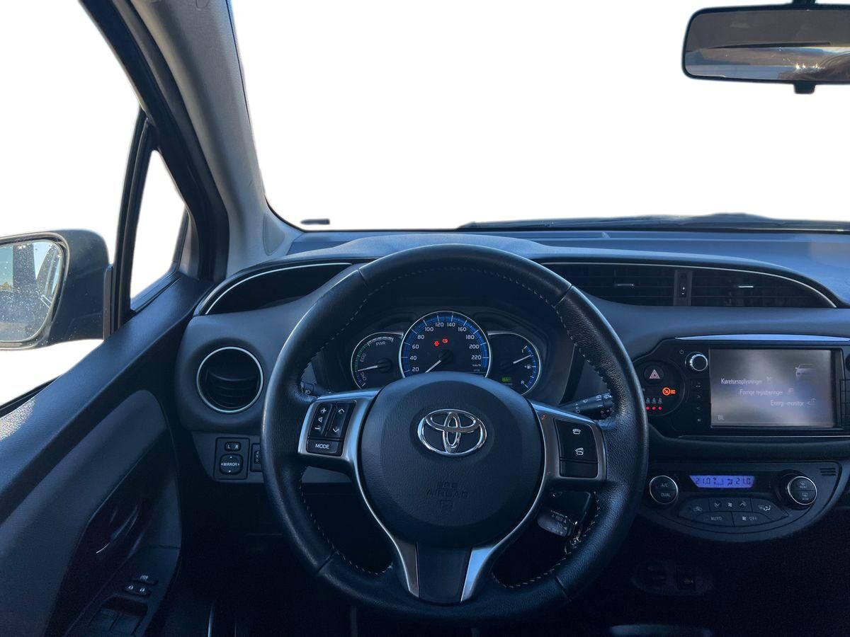 Billede af Toyota Yaris 1,5 Hybrid H2 Premium E-CVT 100HK 5d Trinl. Gear
