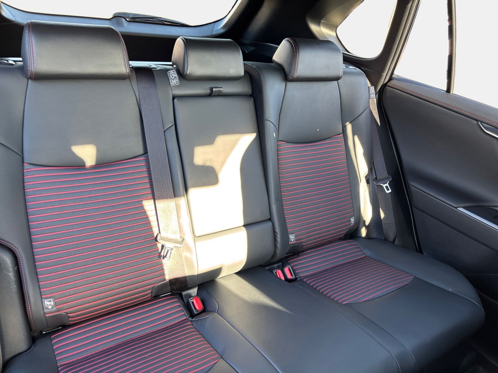 Billede af Toyota RAV4 Plug-in 2,5 Plugin-hybrid H3 Premium AWD 306HK 5d 6g Aut.