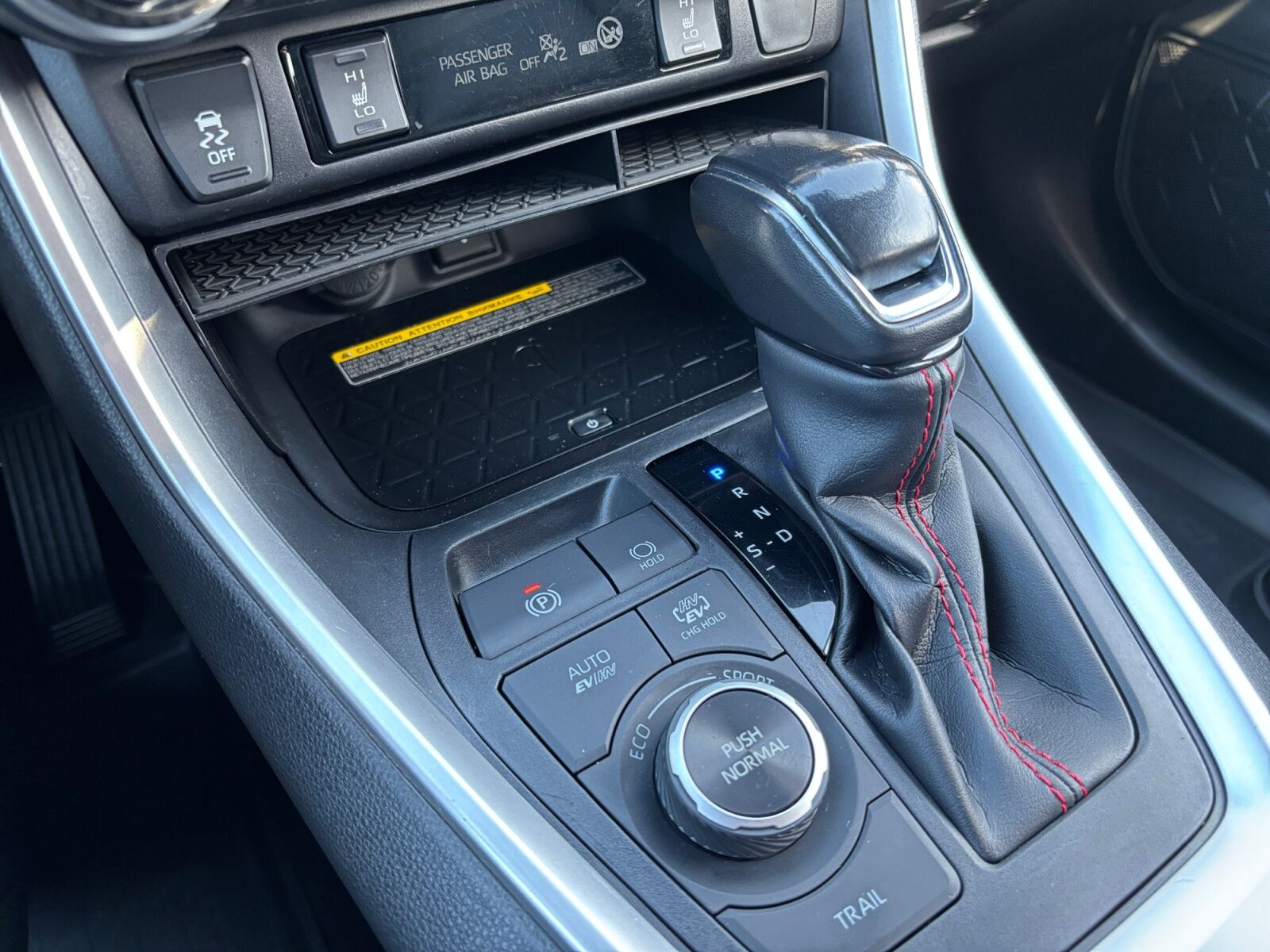 Billede af Toyota RAV4 Plug-in 2,5 Plugin-hybrid H3 Premium AWD 306HK 5d 6g Aut.