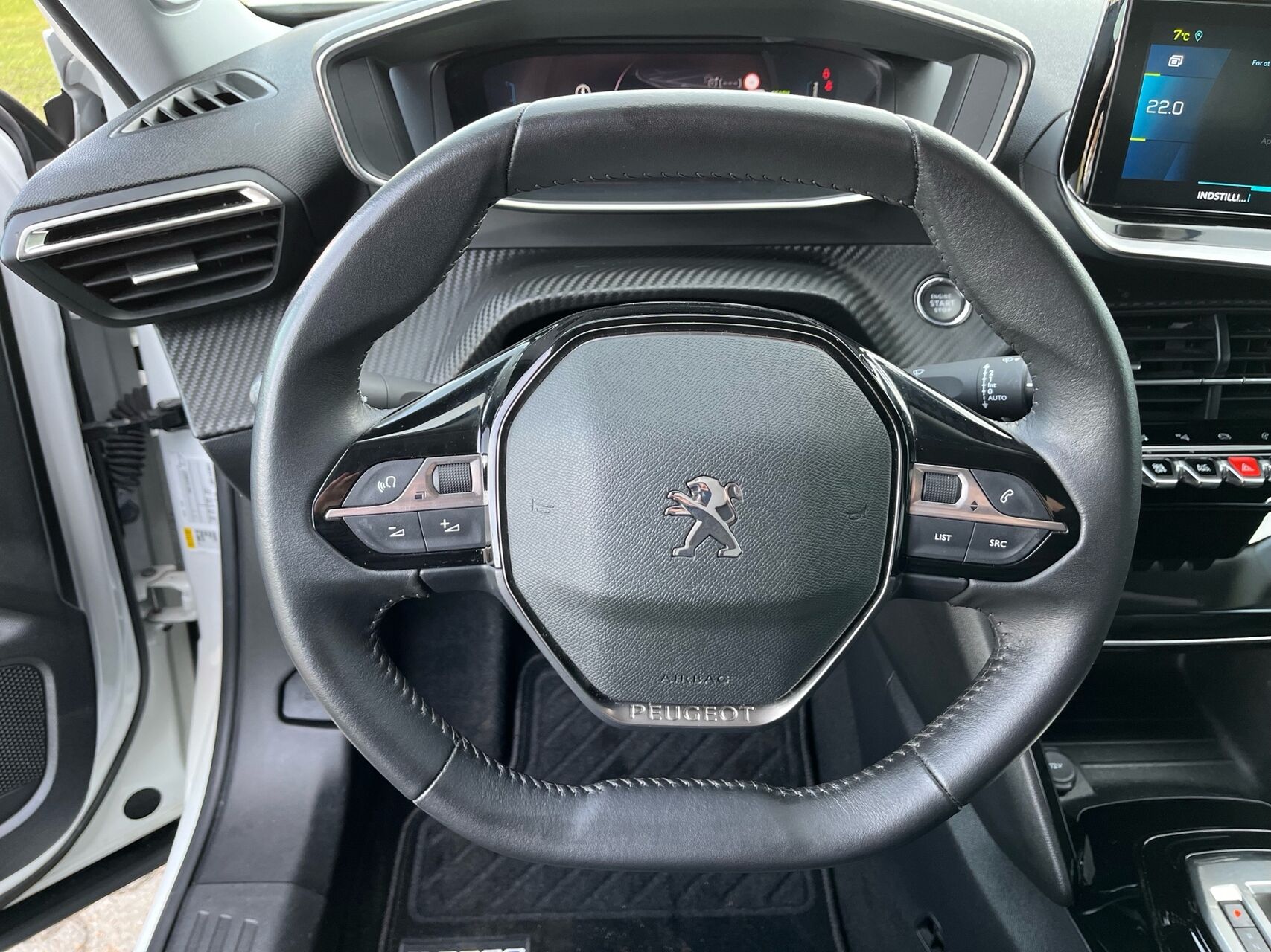 Billede af Peugeot e-2008 EL Allure Pack 136HK 5d Aut.