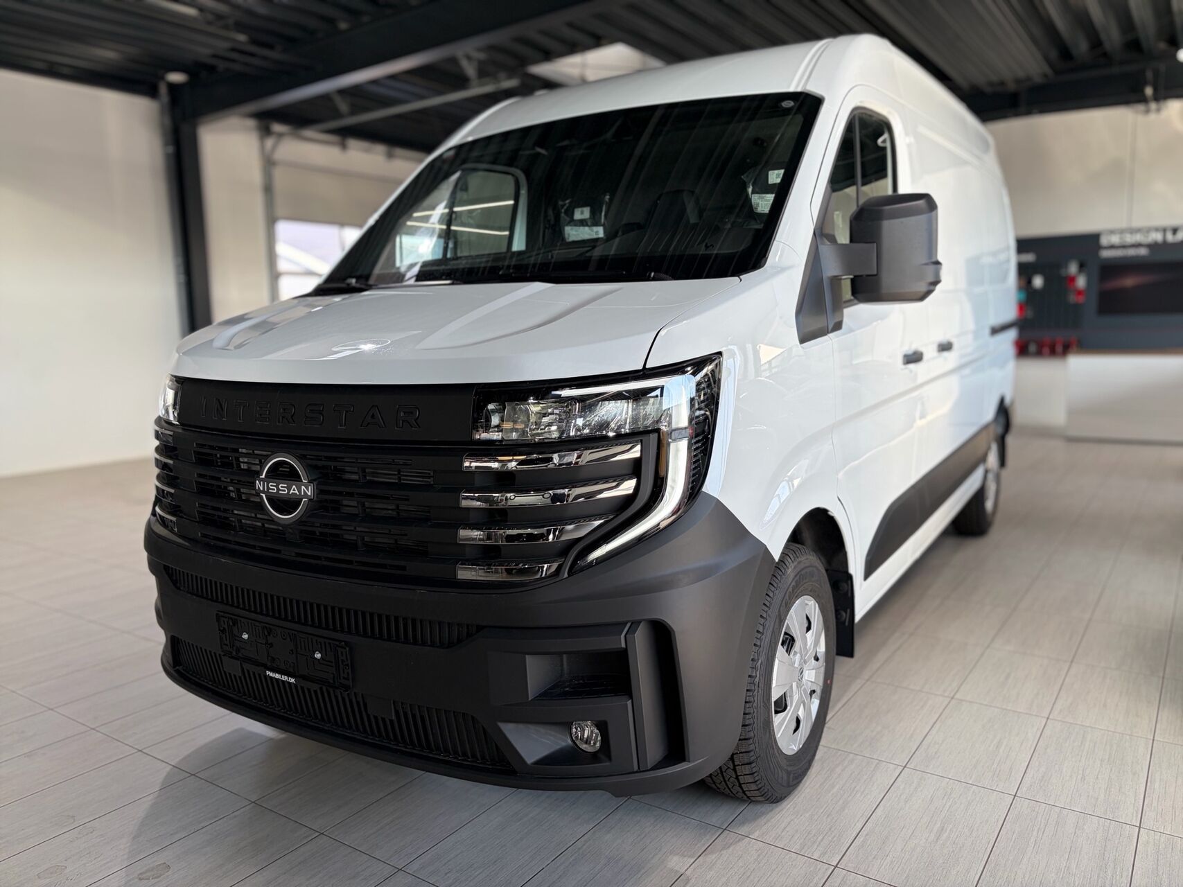 Billede af Nissan Interstar L2H2 2,0 DCi N-Connecta 150HK Van 9g Aut.