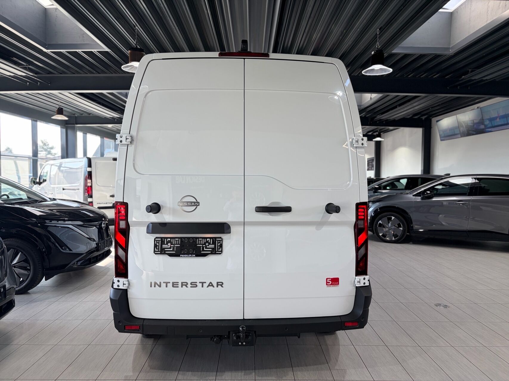 Billede af Nissan Interstar L2H2 2,0 DCi N-Connecta 150HK Van 9g Aut.