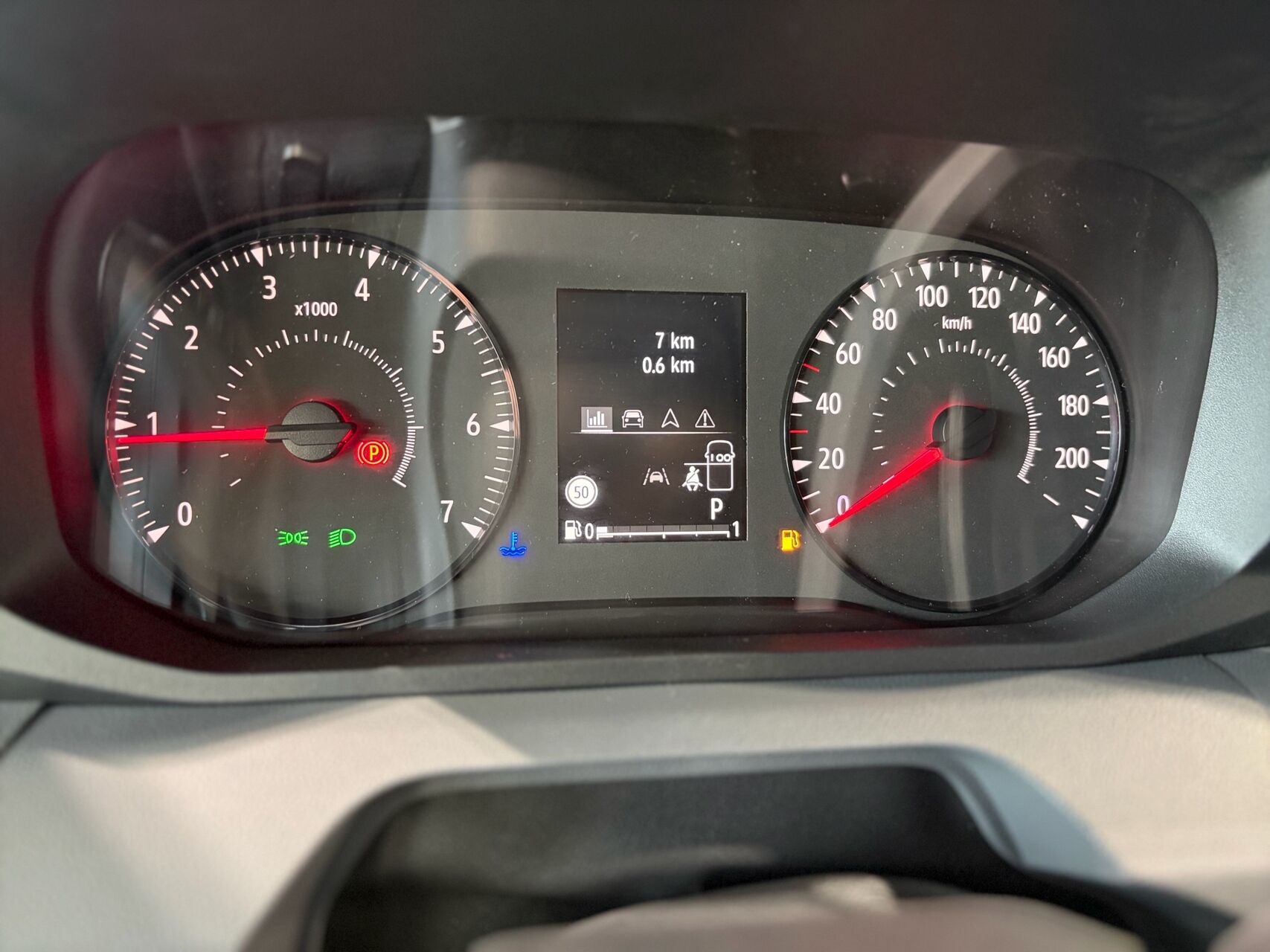 Billede af Nissan Interstar L2H2 2,0 DCi N-Connecta 150HK Van 9g Aut.