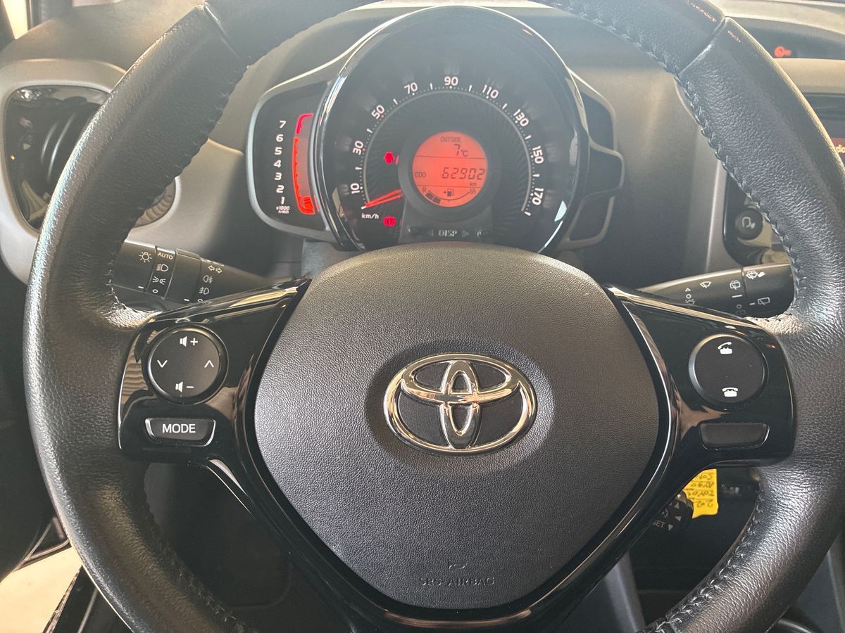 Billede af Toyota Aygo 1,0 VVT-I X-Press 72HK 5d