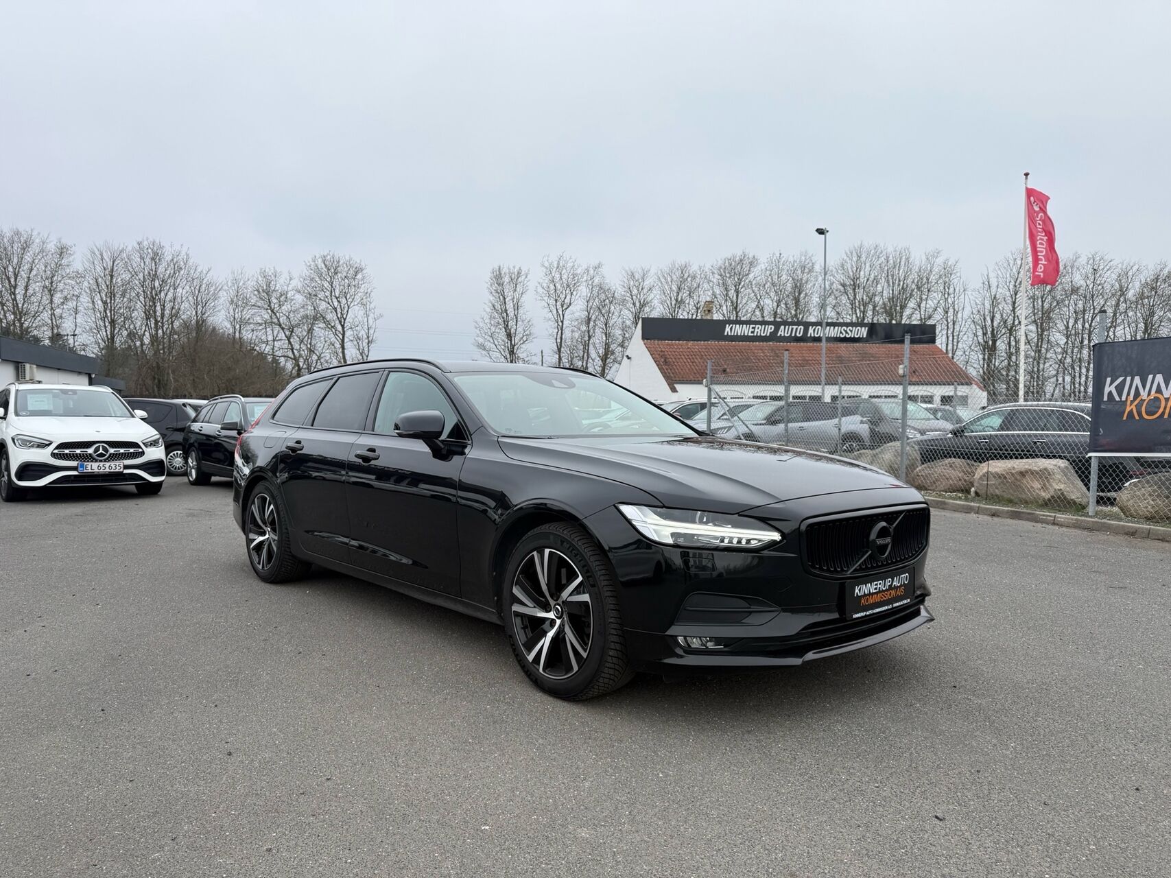 Billede af Volvo V90 2,0 D4 Momentum 190HK Stc 8g Aut.