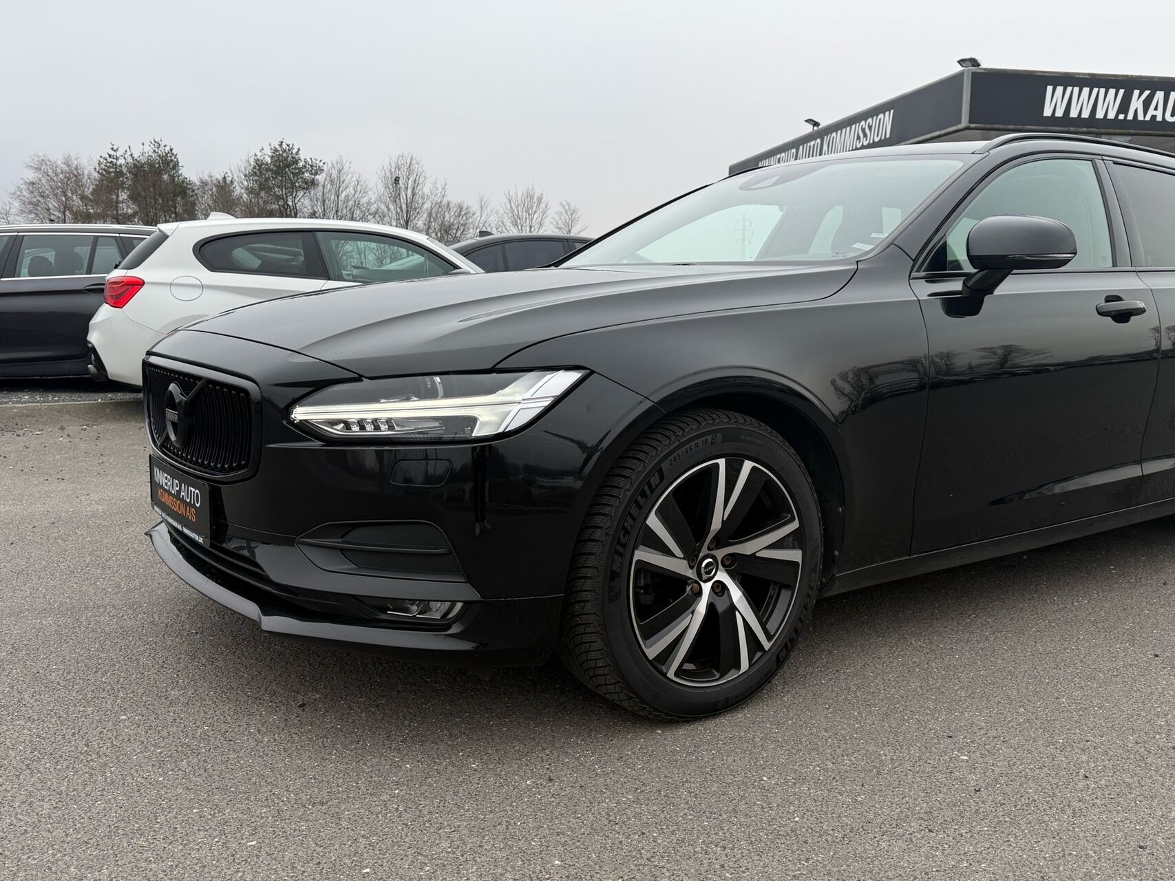 Billede af Volvo V90 2,0 D4 Momentum 190HK Stc 8g Aut.