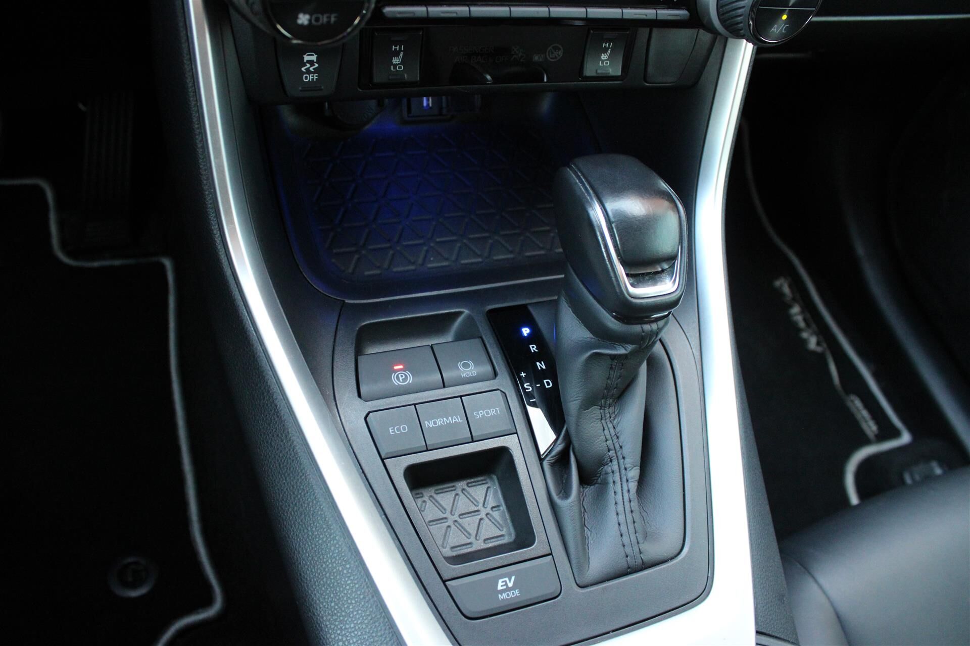 Billede af Toyota RAV4 2,5 Hybrid H3 Comfort 218HK 5d 6g Aut.