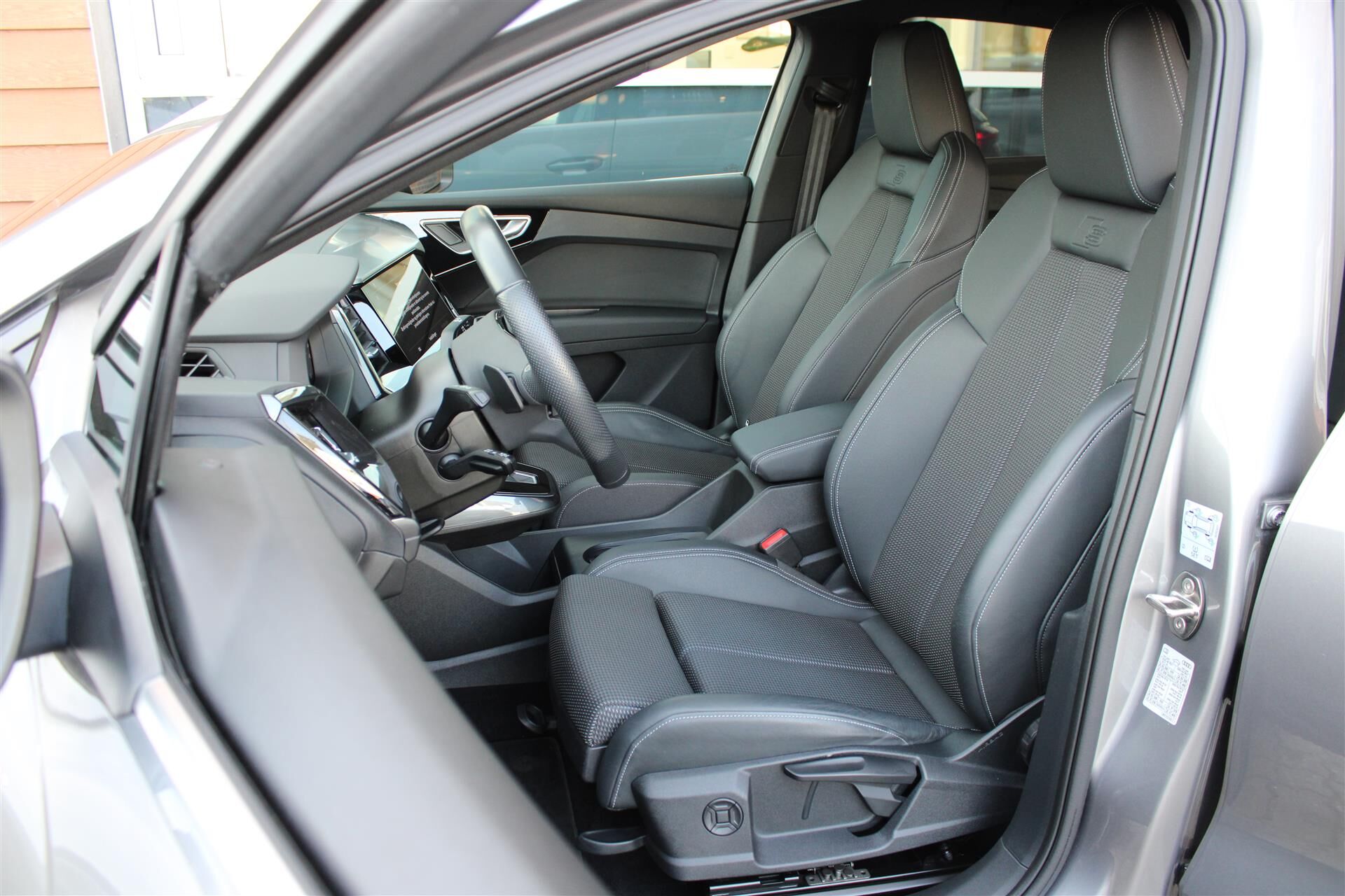 Billede af Audi Q4 Sportback 40 E-tron S Line 204HK 5d Aut.