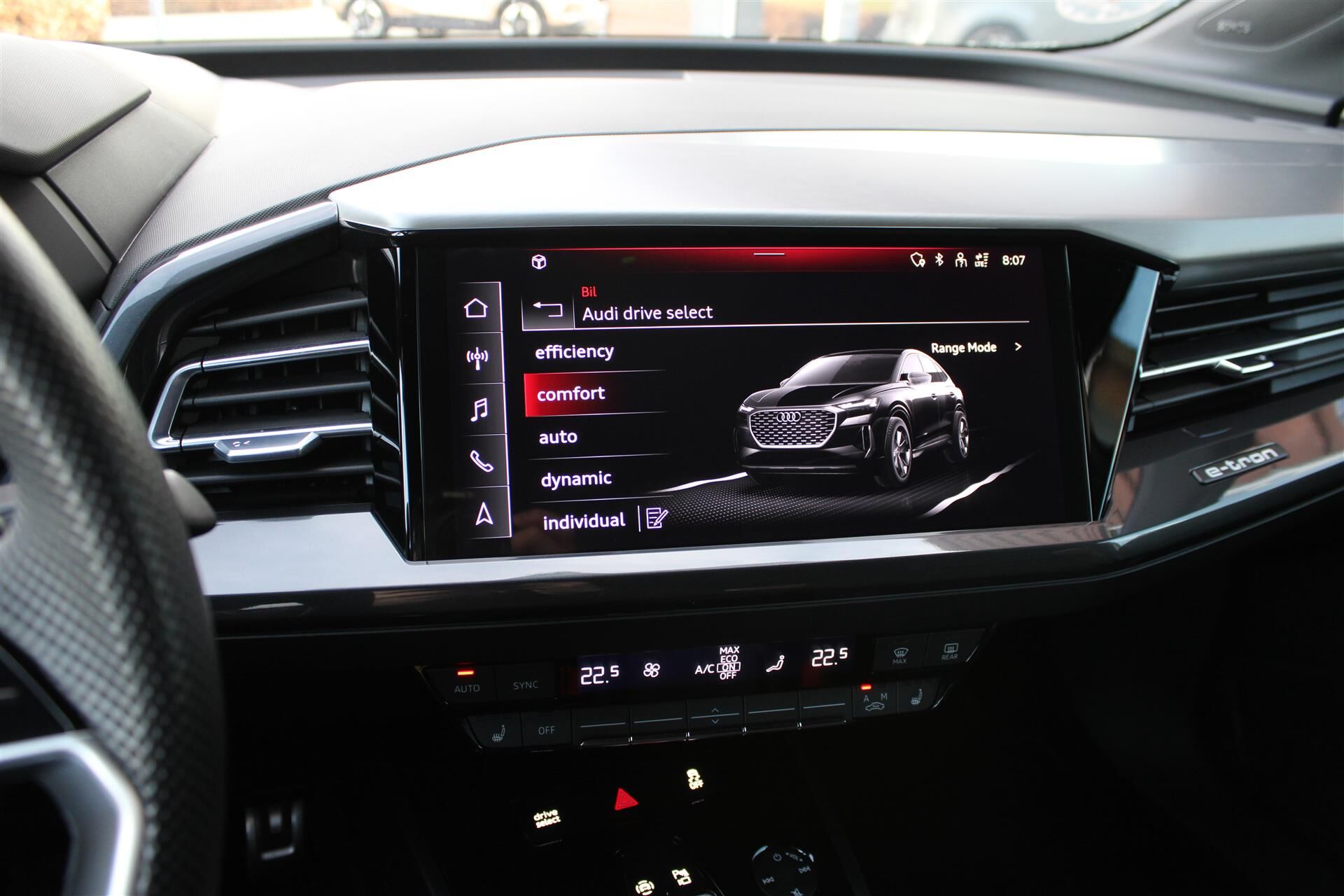 Billede af Audi Q4 Sportback 40 E-tron S Line 204HK 5d Aut.