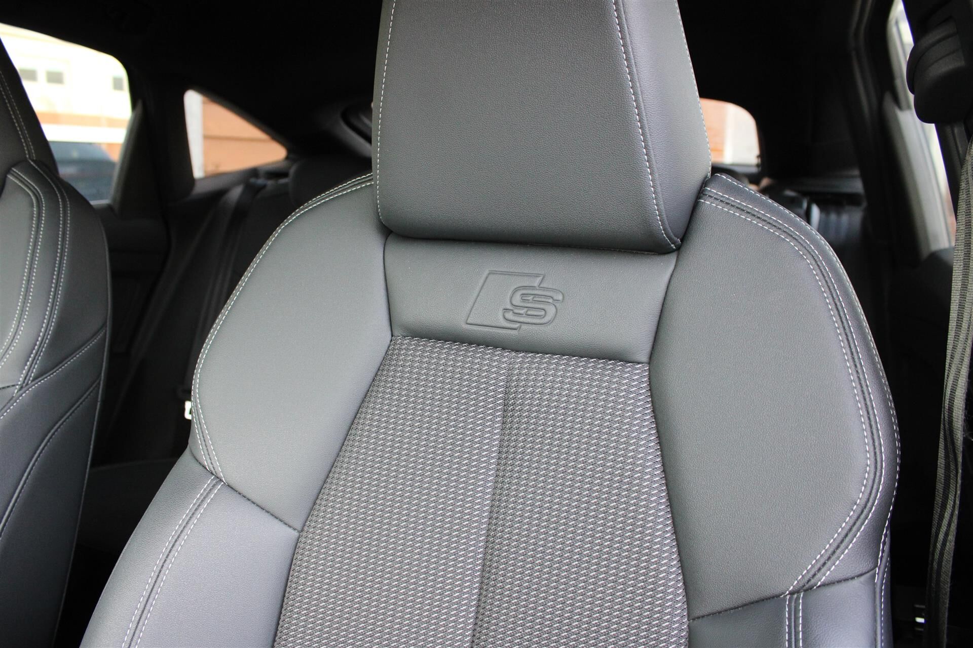 Billede af Audi Q4 Sportback 40 E-tron S Line 204HK 5d Aut.