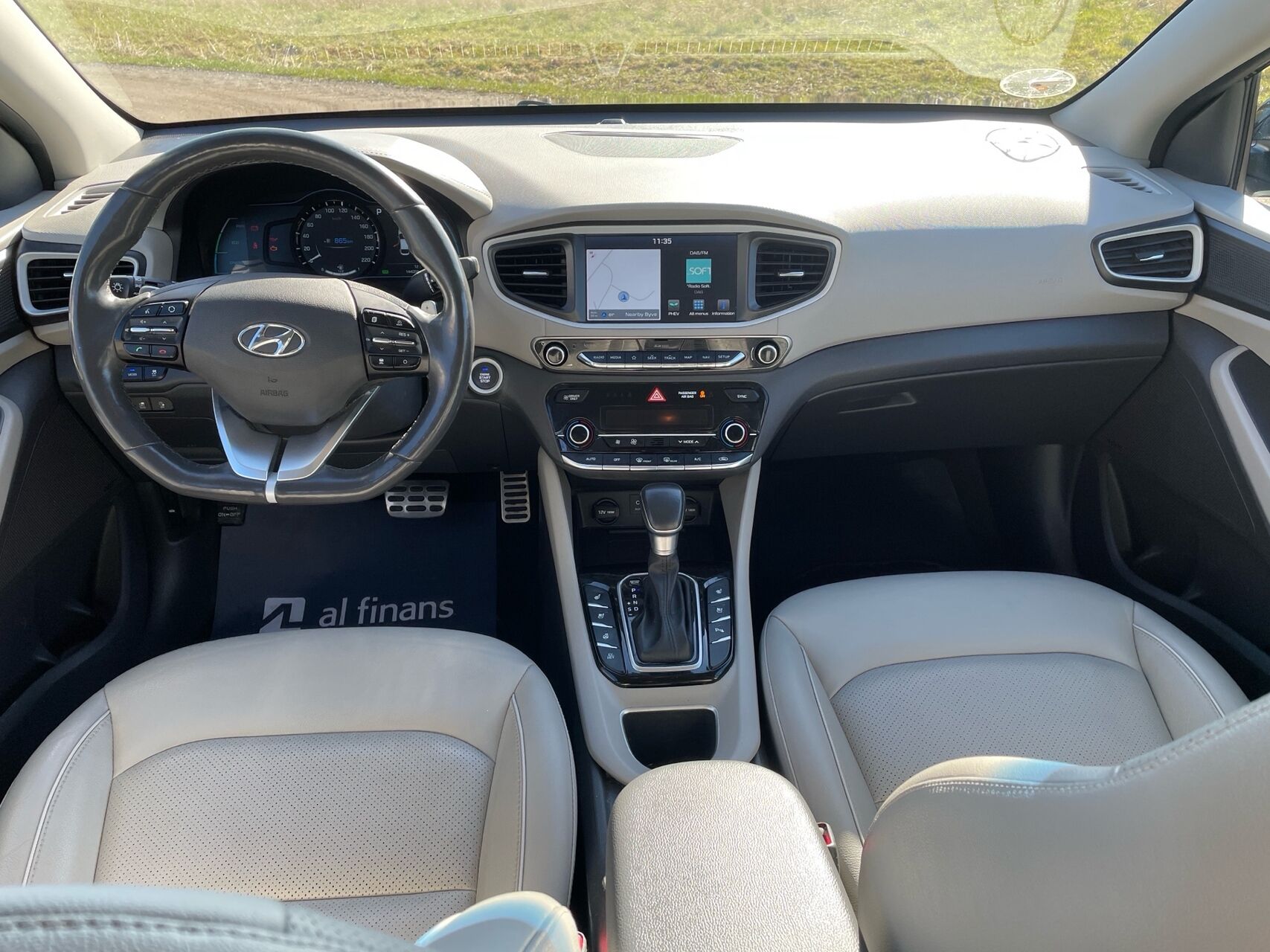 Billede af Hyundai Ioniq 1,6 GDI  Plugin-hybrid Premium plug-in 141HK 5d 6g Aut.