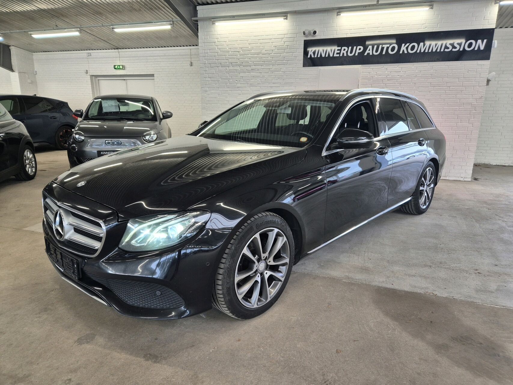 Billede af Mercedes-Benz E220 d T 2,0 D 9G-Tronic 194HK Stc Aut.