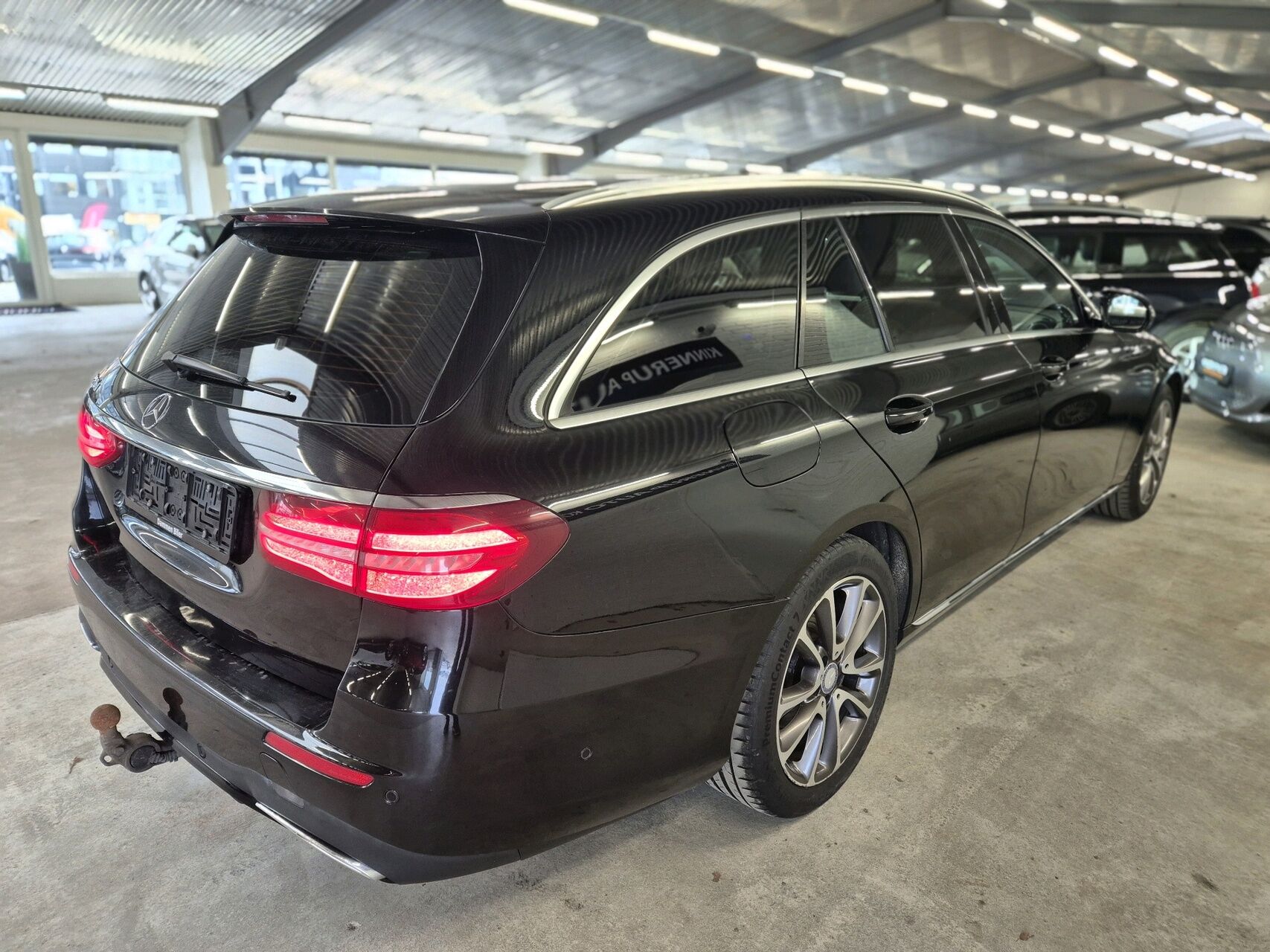 Billede af Mercedes-Benz E220 d T 2,0 D 9G-Tronic 194HK Stc Aut.