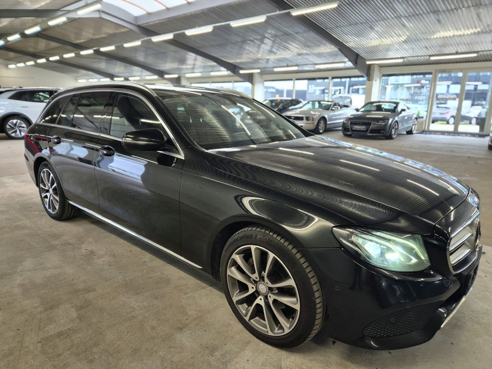 Billede af Mercedes-Benz E220 d T 2,0 D 9G-Tronic 194HK Stc Aut.