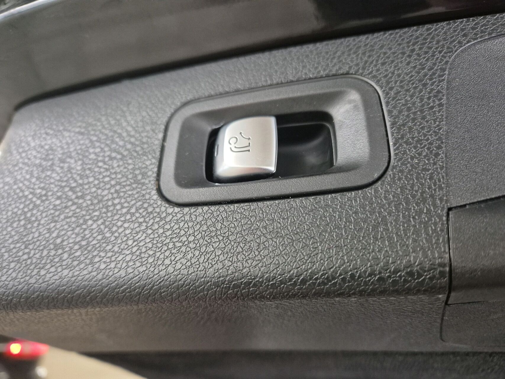 Billede af Mercedes-Benz E220 d T 2,0 D 9G-Tronic 194HK Stc Aut.