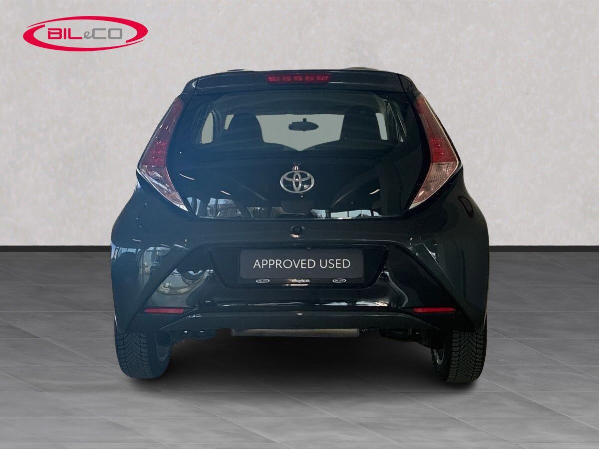 Billede af Toyota Aygo 1,0 VVT-I X-Play + X-Touch X-Shift 69HK 5d Aut.