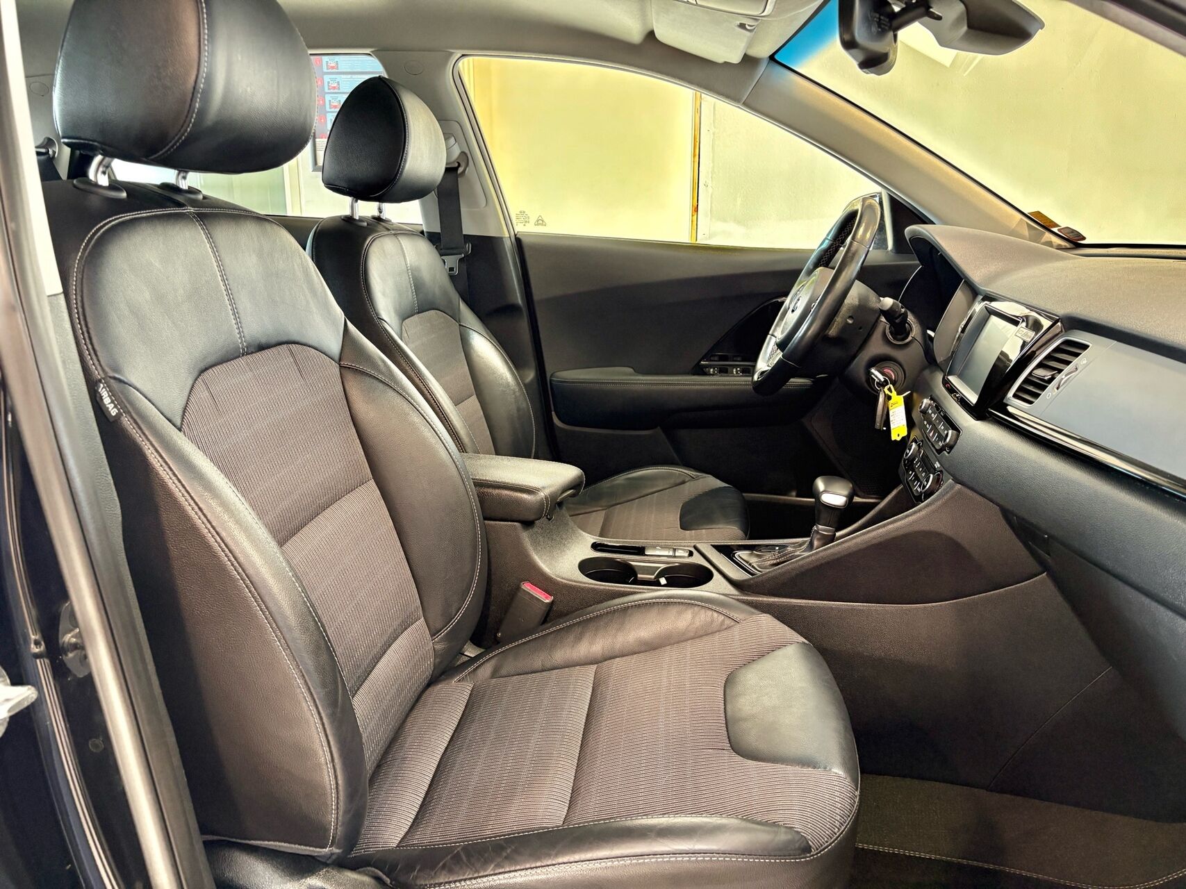 Billede af Kia Niro 1,6 GDI PHEV  Plugin-hybrid Advance DCT 141HK 5d 6g Aut.