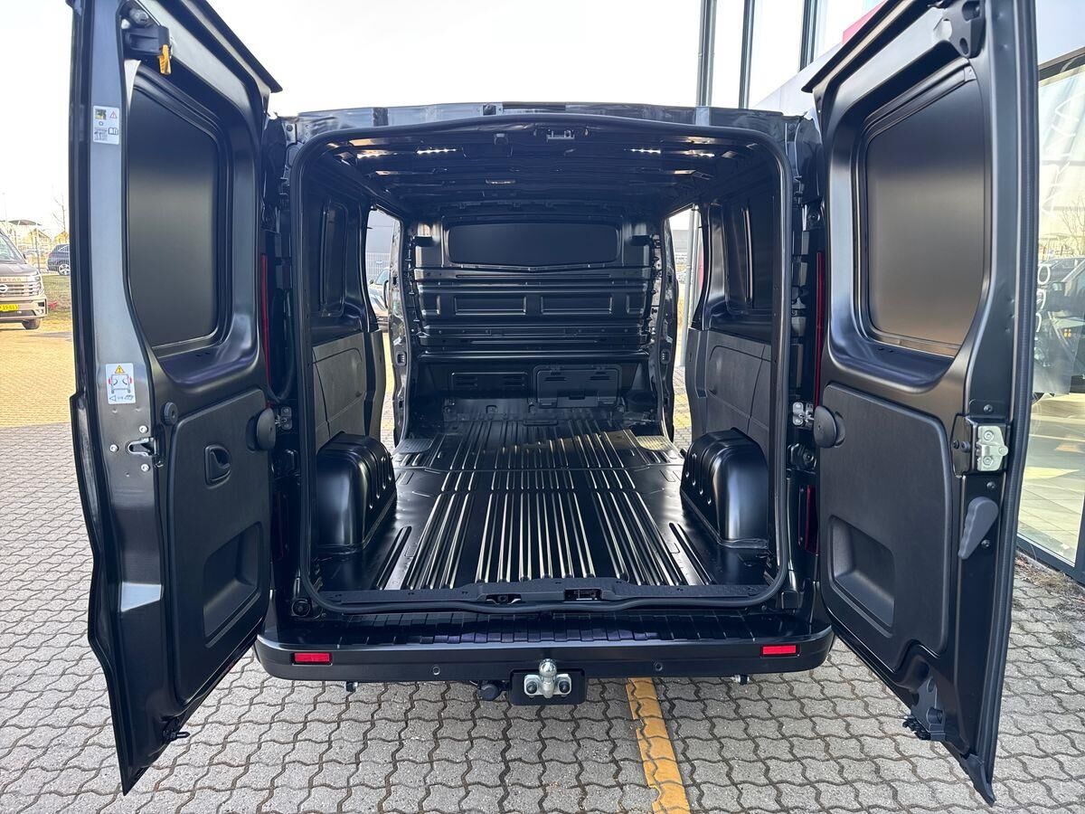 Billede af Nissan Primastar L2H1 2,0 DCi Tekna 170HK Van 6g Aut.