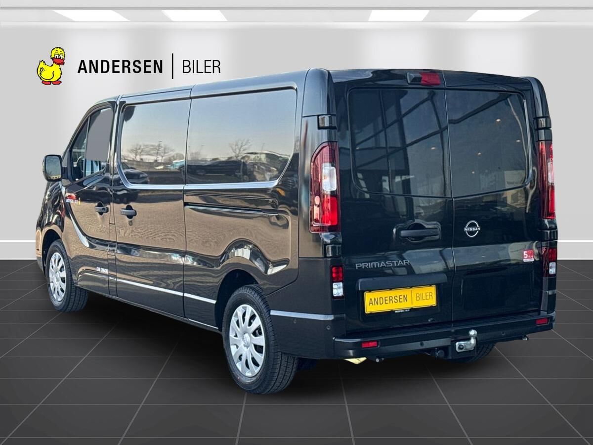 Billede af Nissan Primastar L2H1 2,0 DCi Tekna 170HK Van 6g Aut.