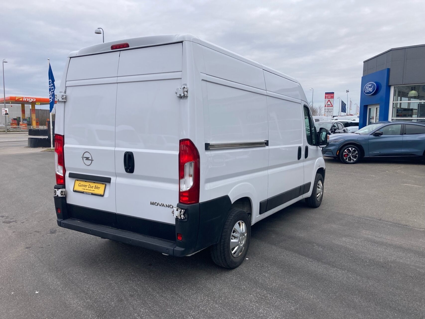 Billede af Opel Movano 35 L2H2 2,2 BlueHDi Enjoy 140HK Van 6g