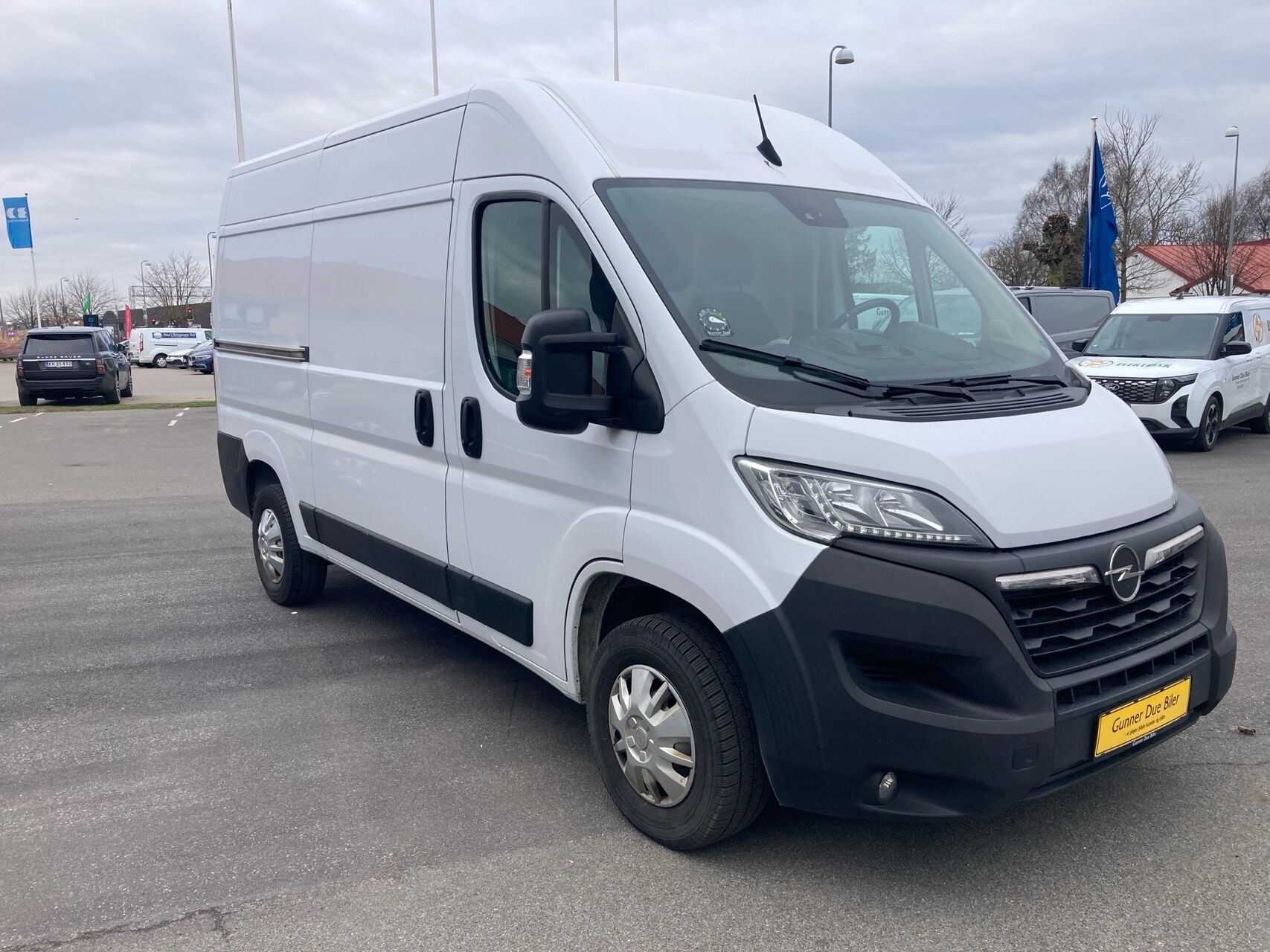 Billede af Opel Movano 35 L2H2 2,2 BlueHDi Enjoy 140HK Van 6g