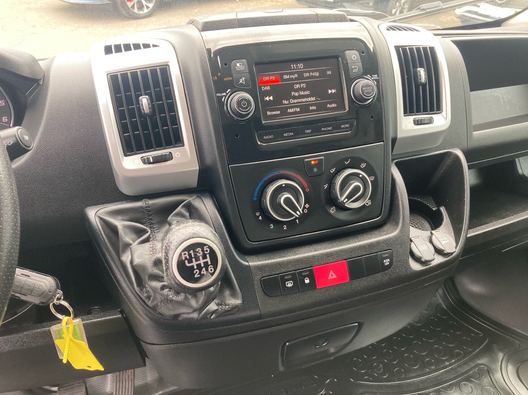 Billede af Opel Movano 35 L2H2 2,2 BlueHDi Enjoy 140HK Van 6g