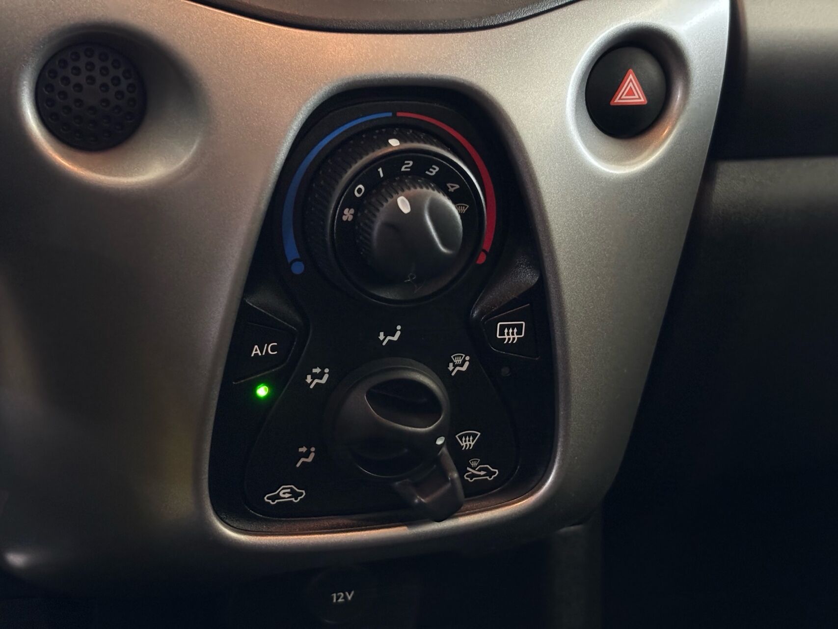 Billede af Peugeot 108 1,0 e-Vti Active 69HK 5d