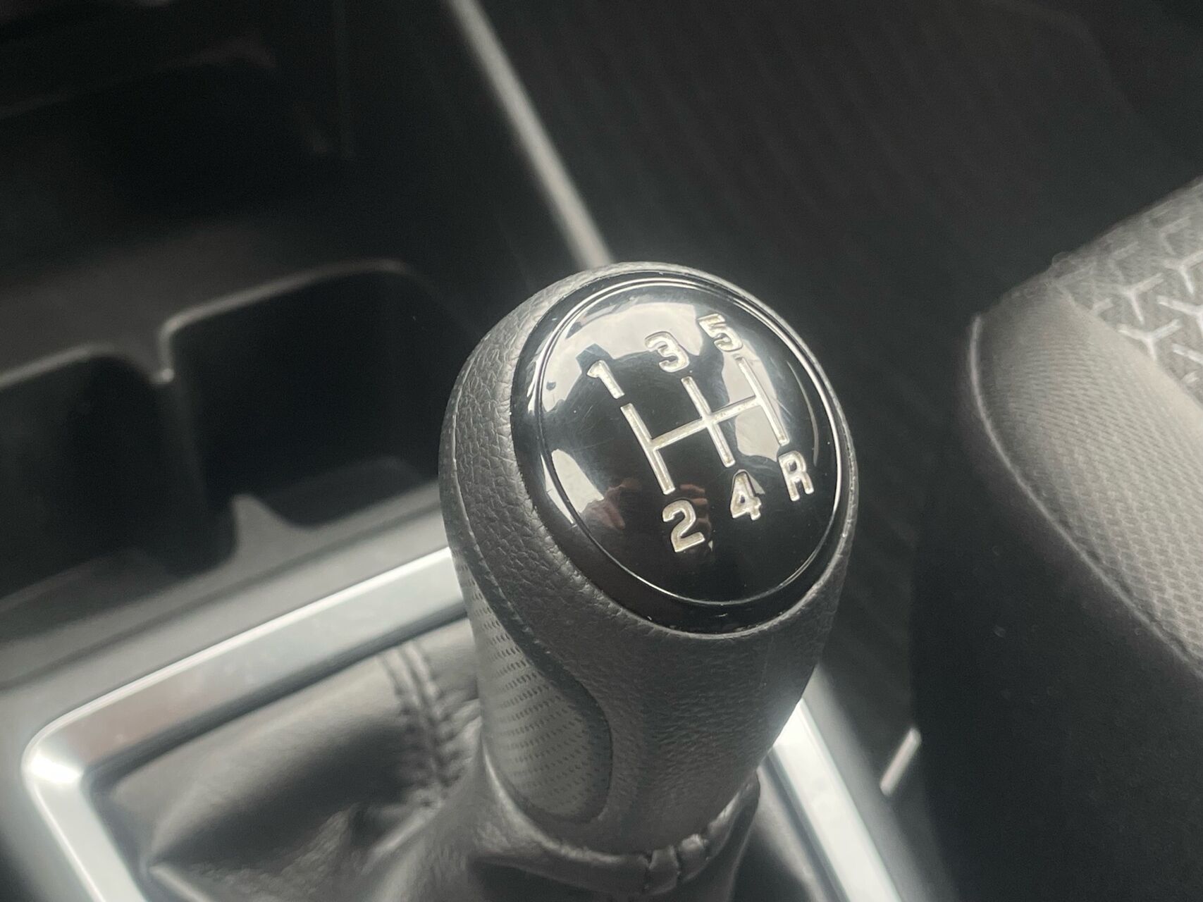 Billede af Suzuki Swift 1,2 Dualjet  Mild hybrid Action AEB 83HK 5d