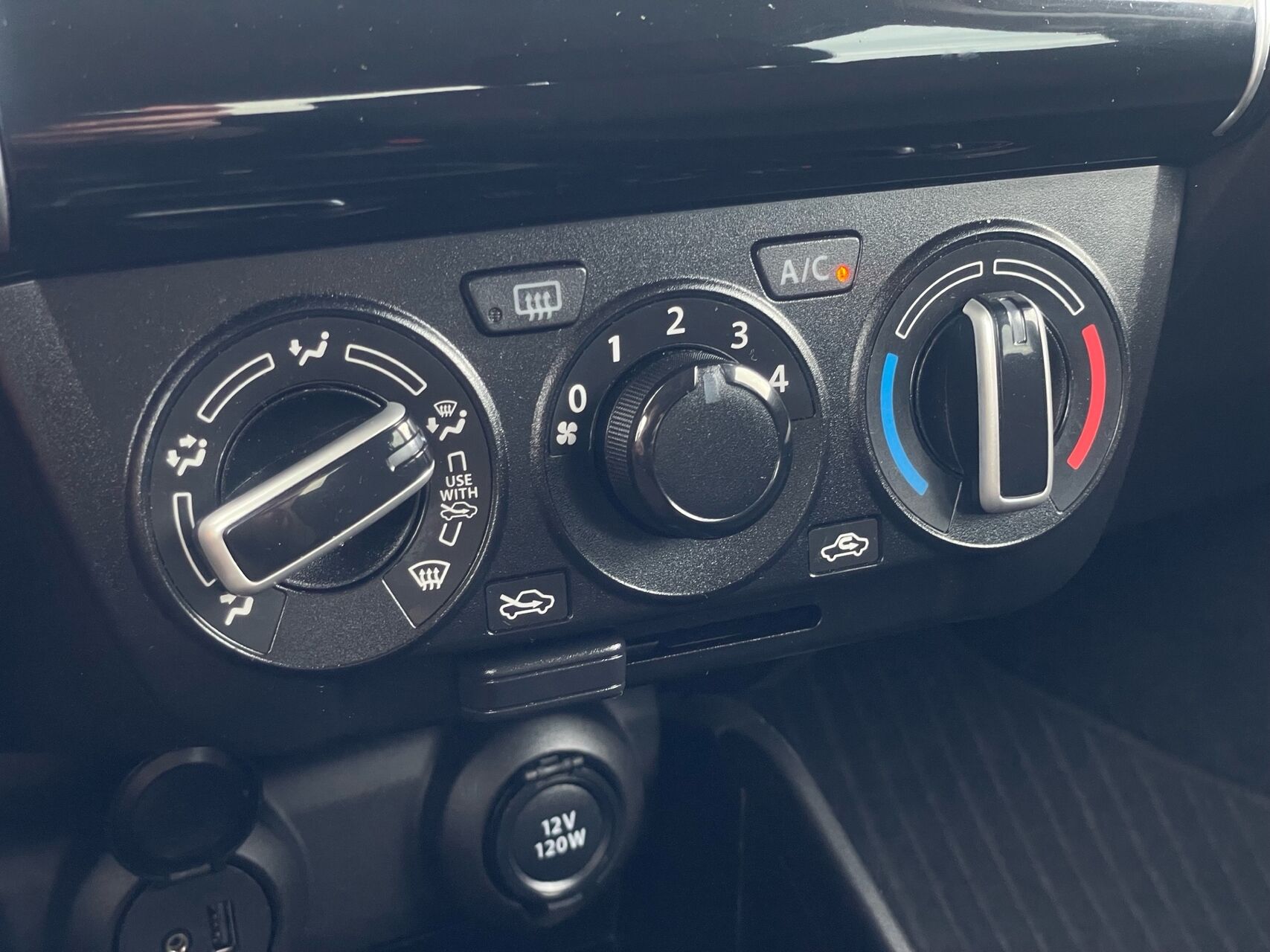 Billede af Suzuki Swift 1,2 Dualjet  Mild hybrid Action AEB 83HK 5d