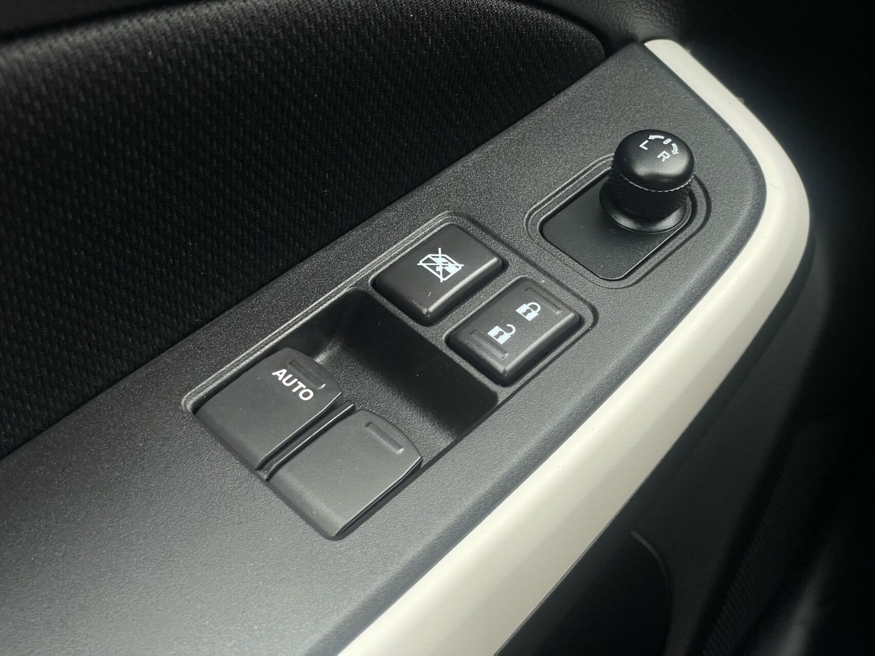 Billede af Suzuki Swift 1,2 Dualjet  Mild hybrid Action AEB 83HK 5d