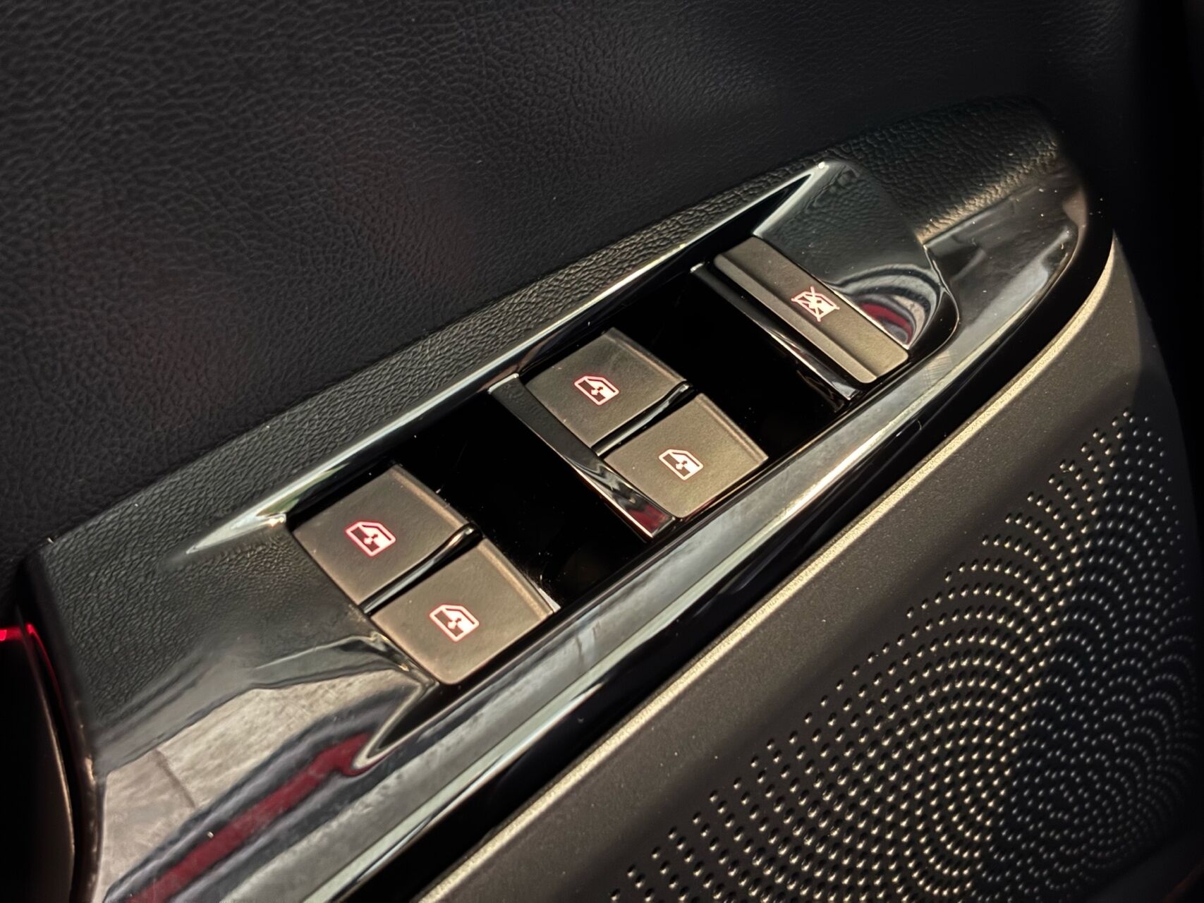 Billede af Maxus Euniq 6 EL 177HK 5d Aut.