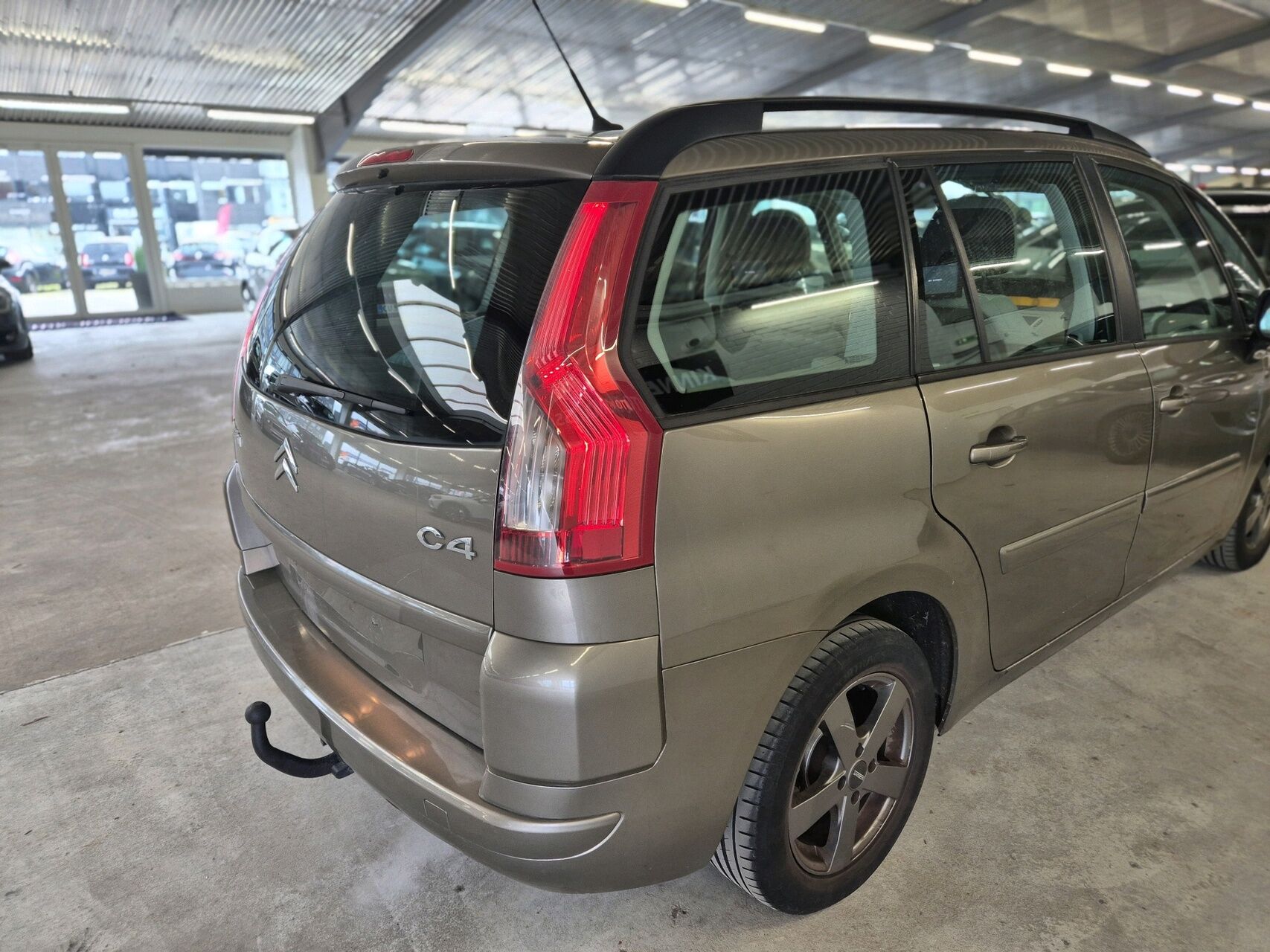 Billede af Citroën Grand C4 Picasso 1,6 VTi Prestige 120HK